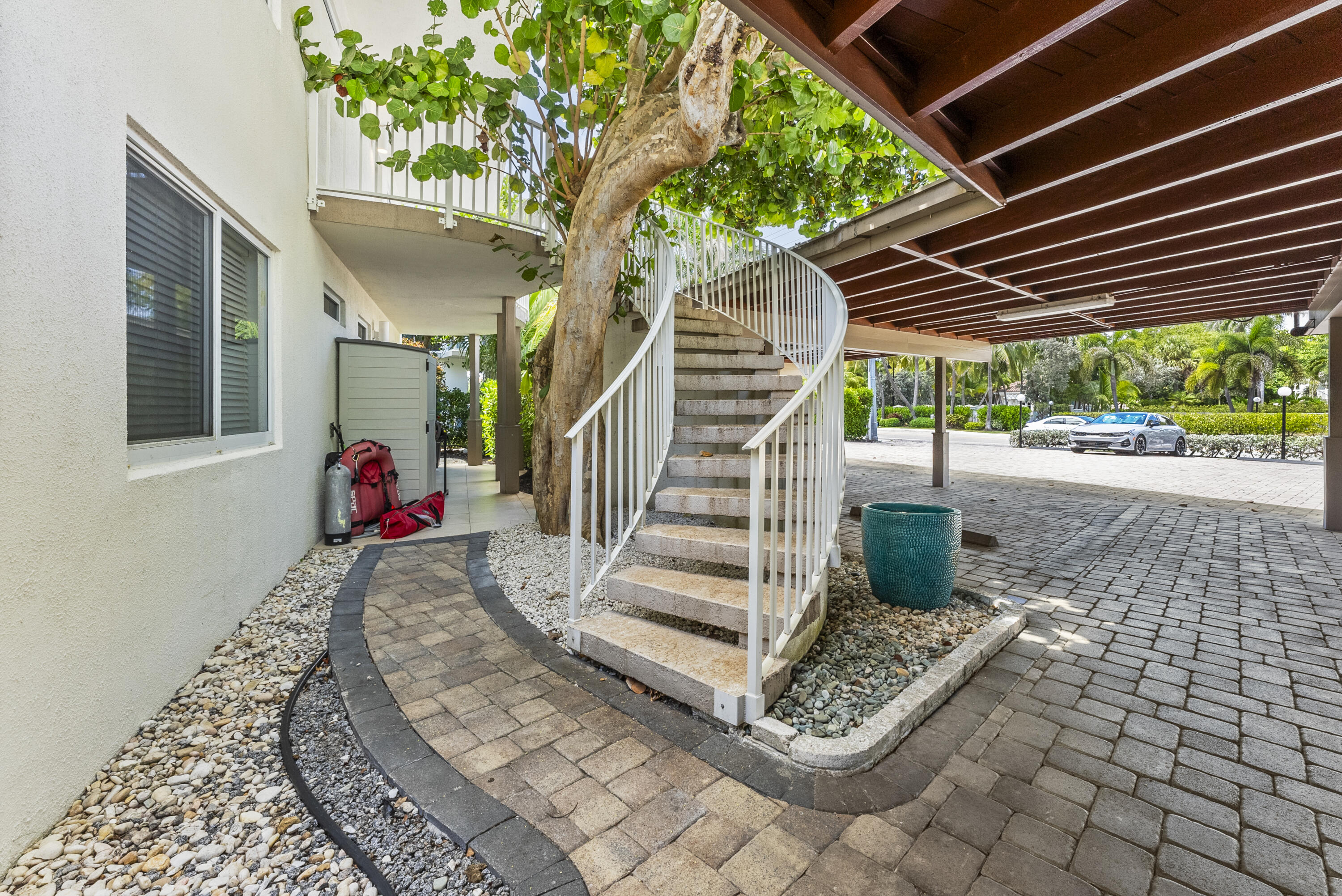 1203 Hillsboro Mile #5b, Hillsboro Beach FL 33062