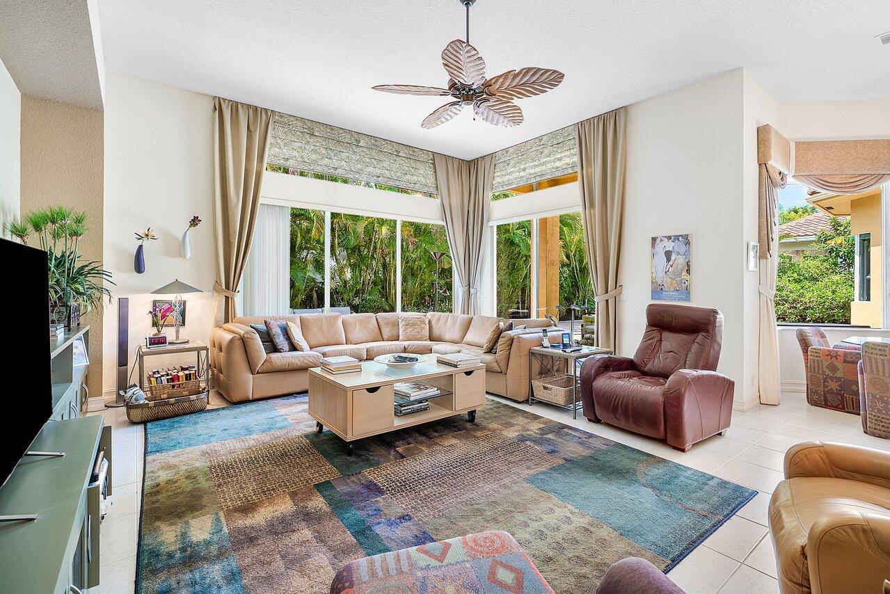 7094 Via Mediterrania, Boca Raton FL 33433
