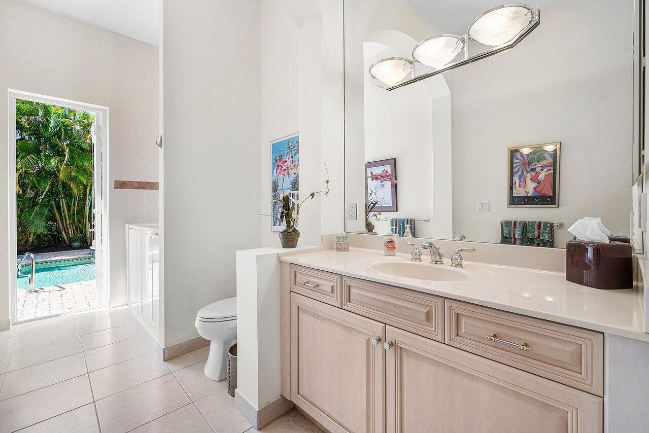 7094 Via Mediterrania, Boca Raton FL 33433