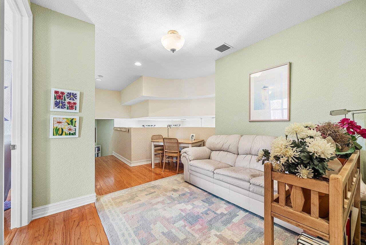 7094 Via Mediterrania, Boca Raton FL 33433