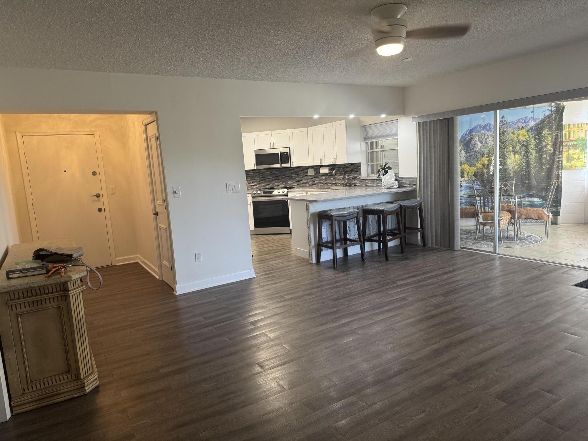 4 Greenway Village #203, Royal Palm Beach FL 33411