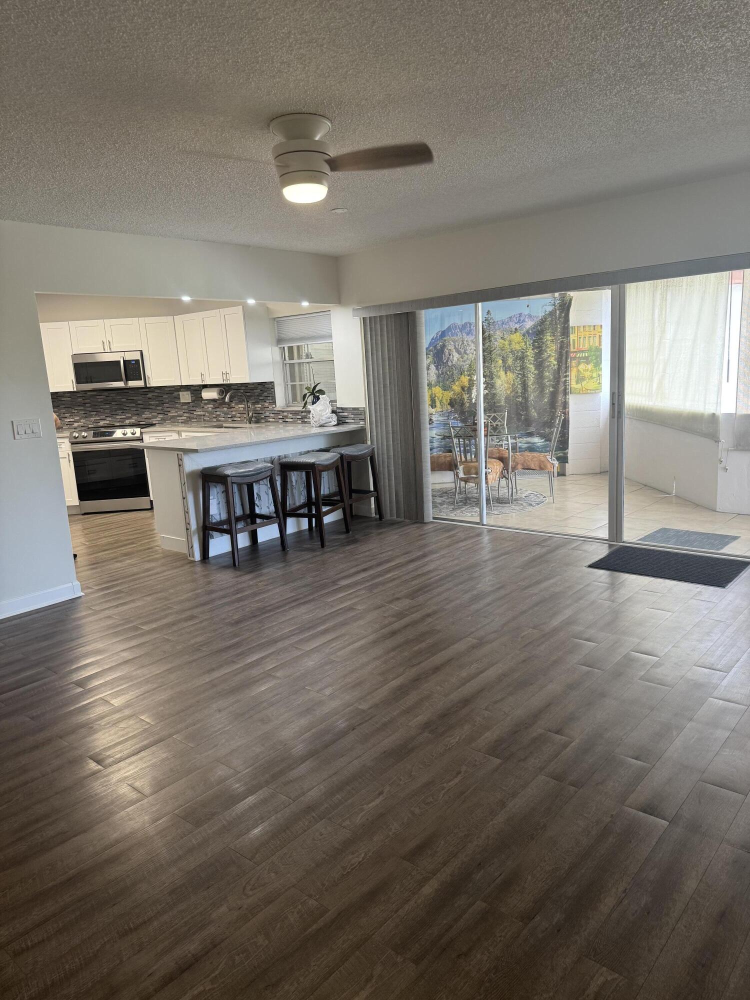 4 Greenway Village #203, Royal Palm Beach FL 33411