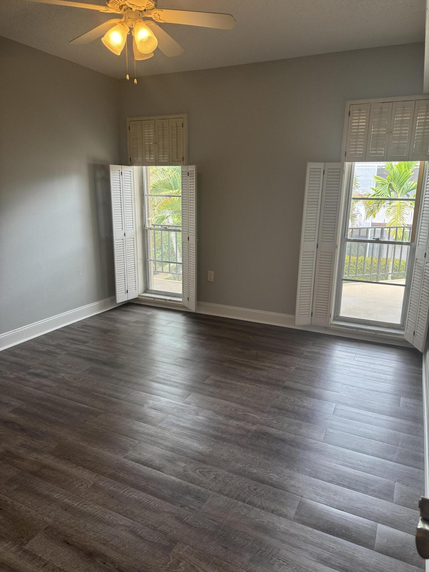 4 Greenway Village #203, Royal Palm Beach FL 33411