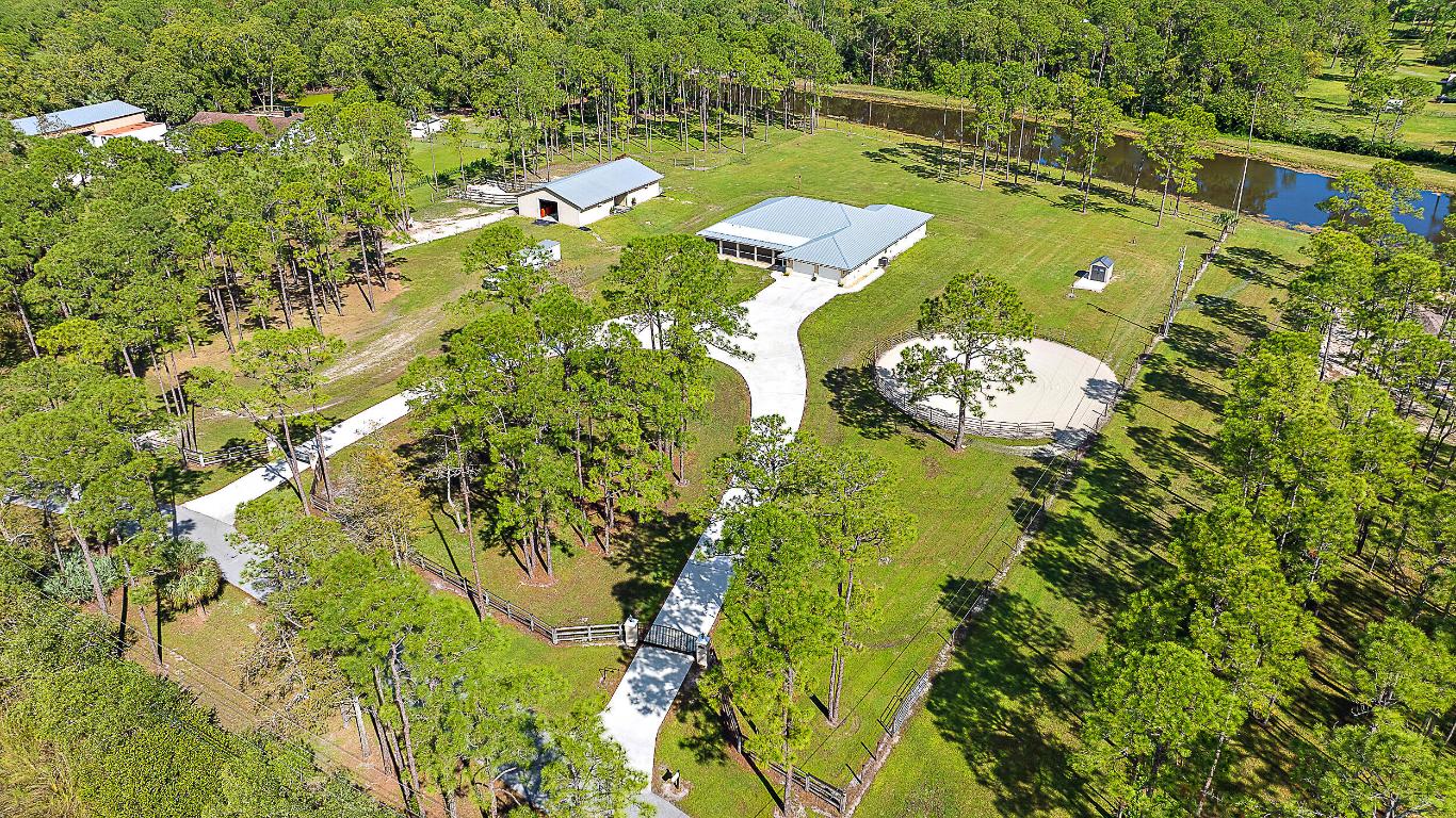 13006 Arrowwood, Palm Beach Gardens FL 33418