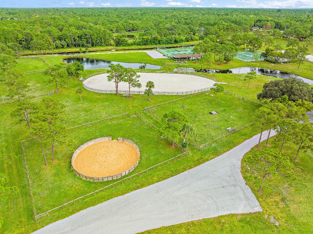 13006 Arrowwood, Palm Beach Gardens FL 33418