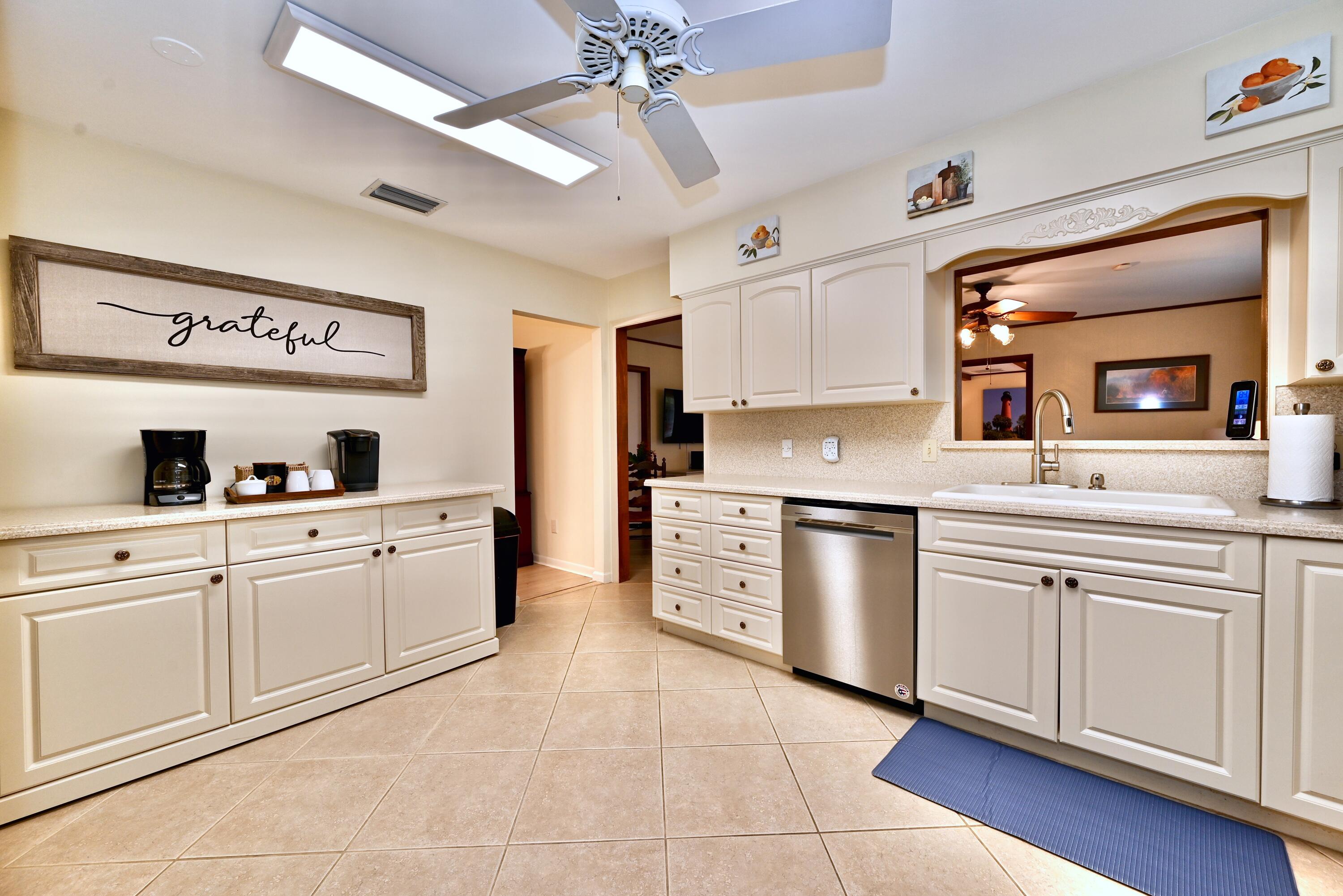 129 Alhambra, West Palm Beach FL 33405
