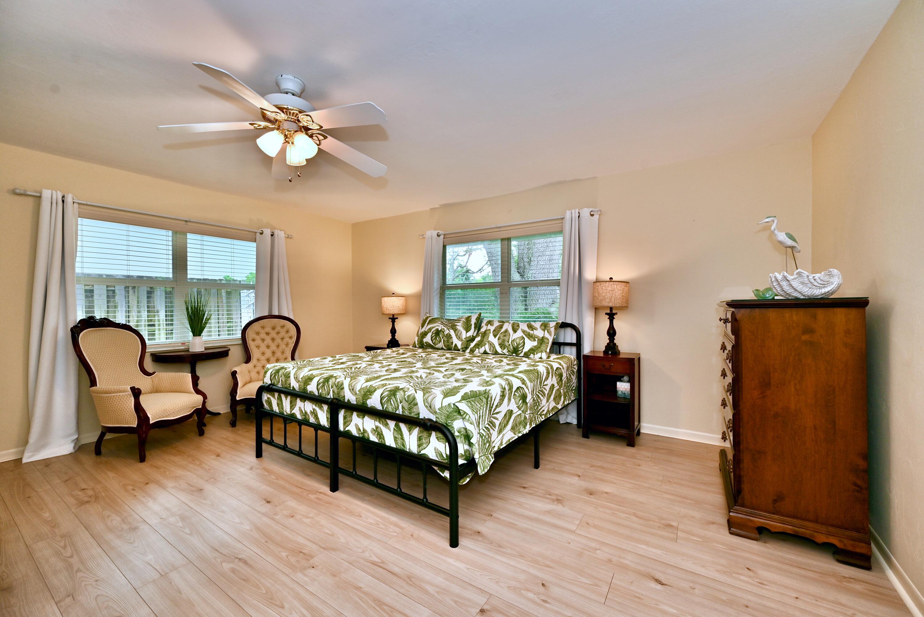 129 Alhambra, West Palm Beach FL 33405