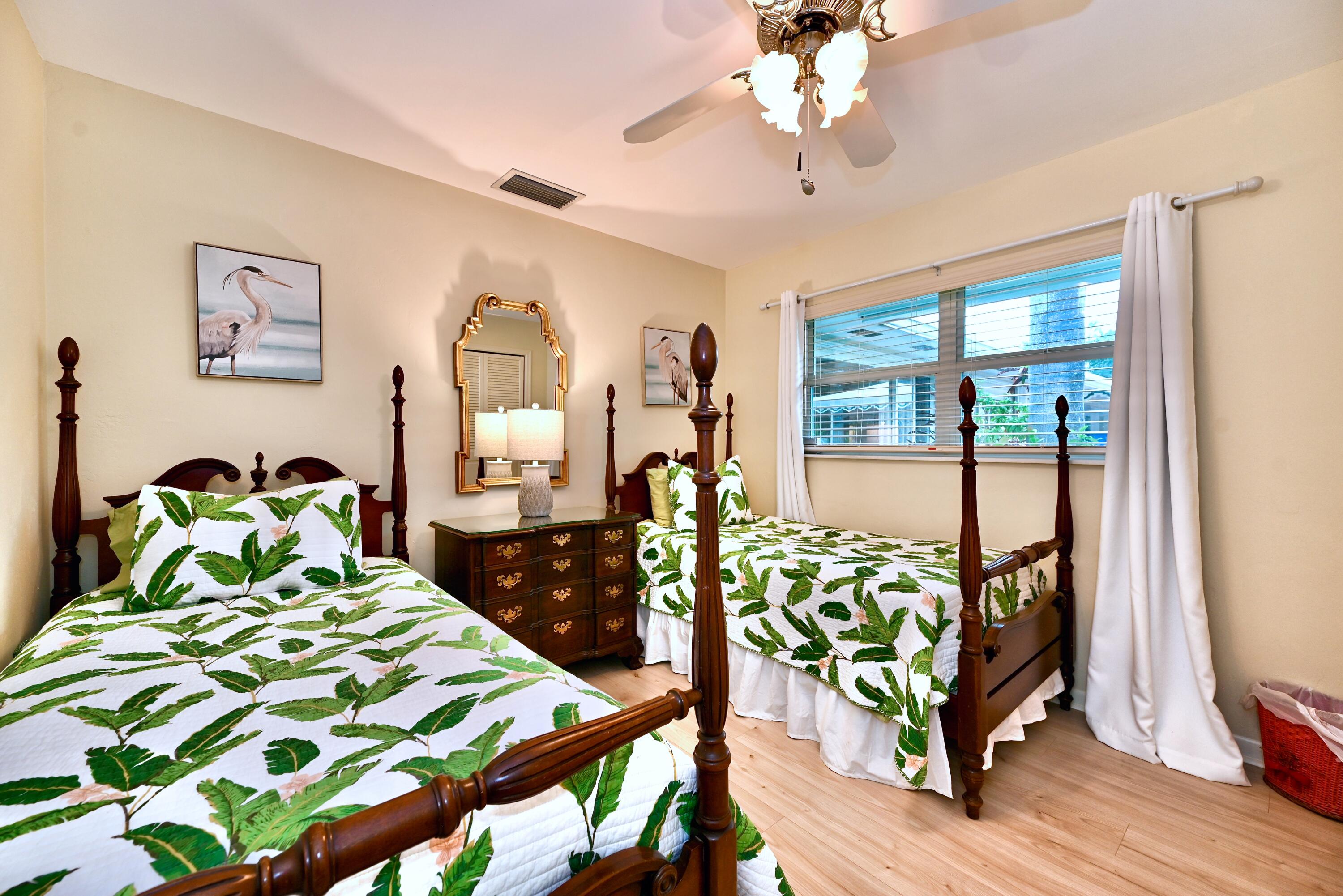 129 Alhambra, West Palm Beach FL 33405