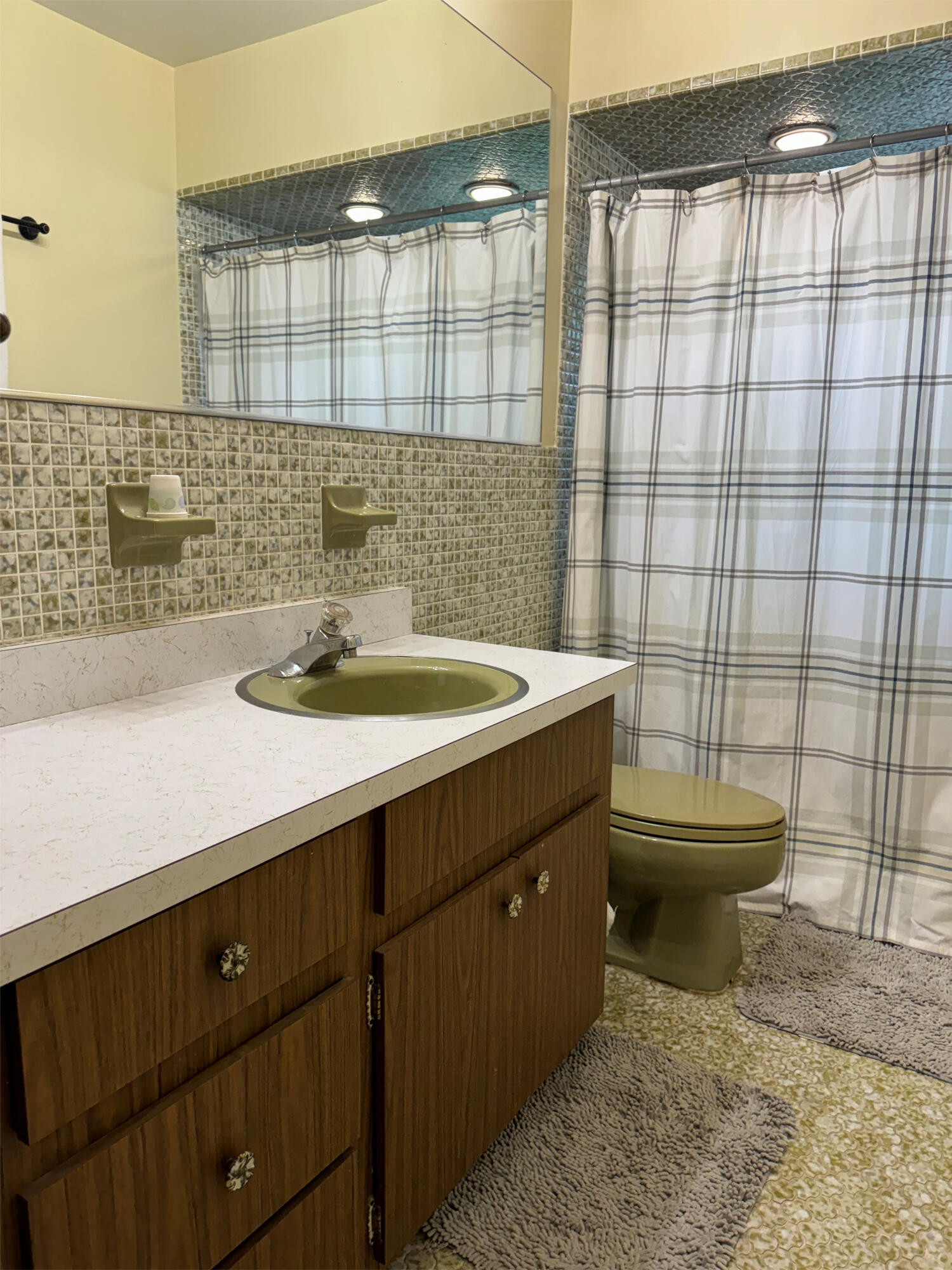 129 Alhambra, West Palm Beach FL 33405