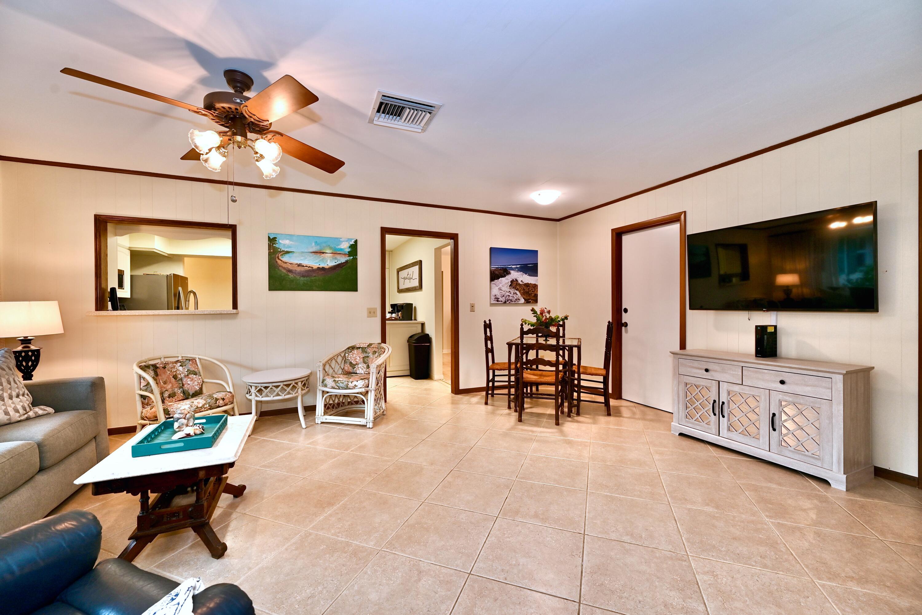 129 Alhambra, West Palm Beach FL 33405