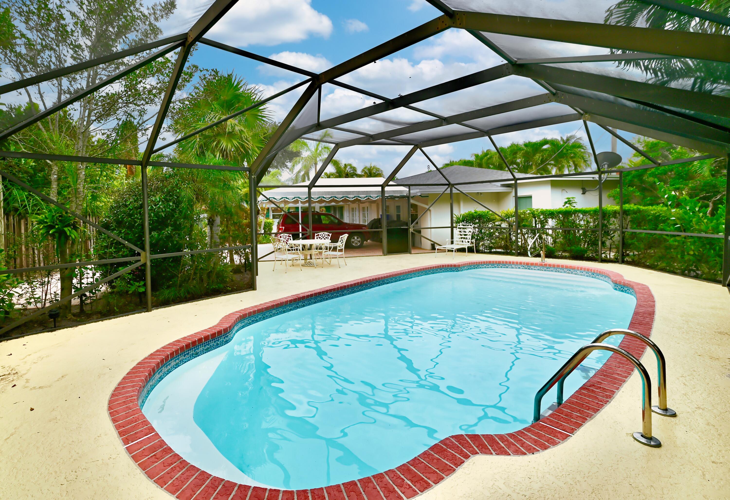 129 Alhambra, West Palm Beach FL 33405