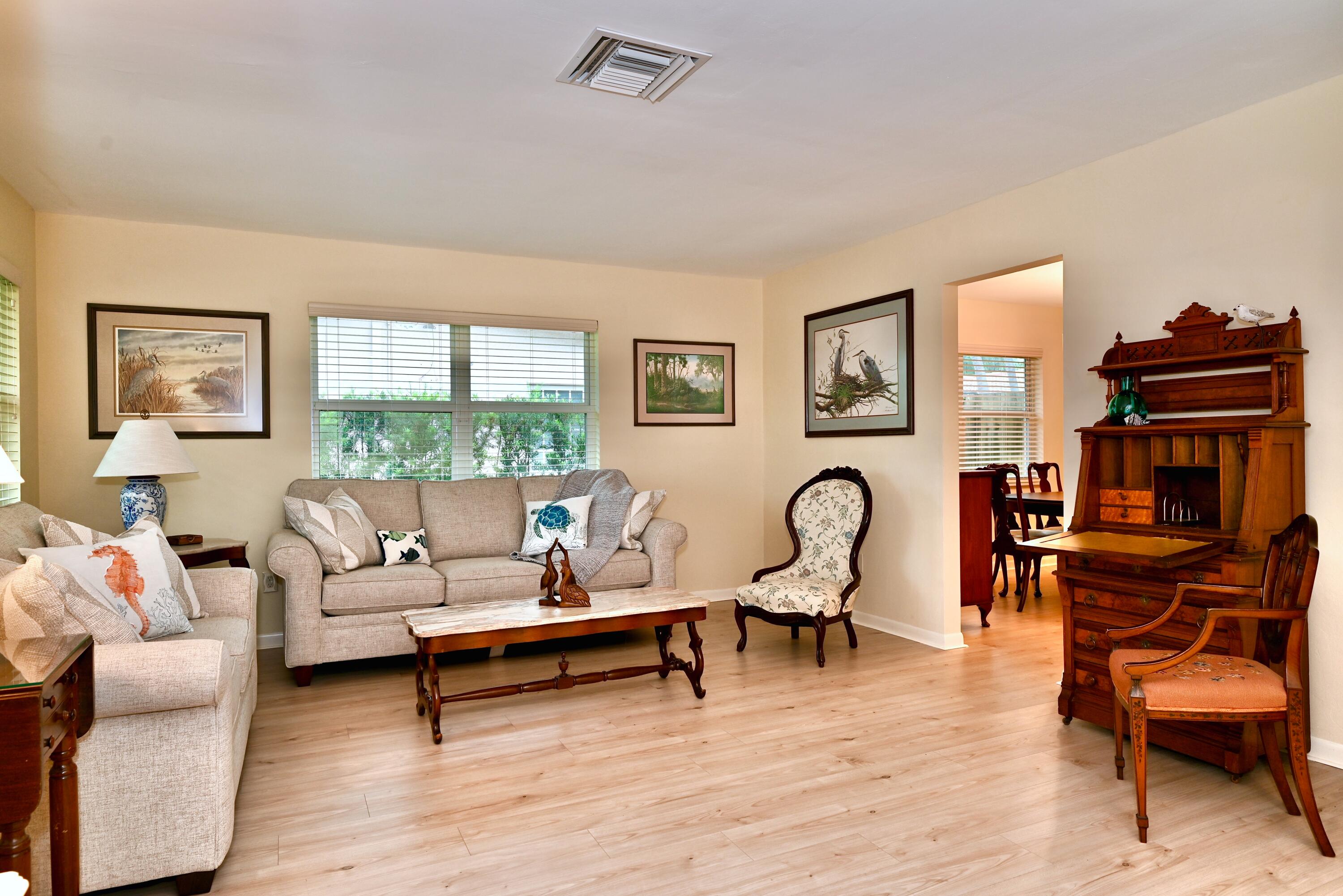 129 Alhambra, West Palm Beach FL 33405