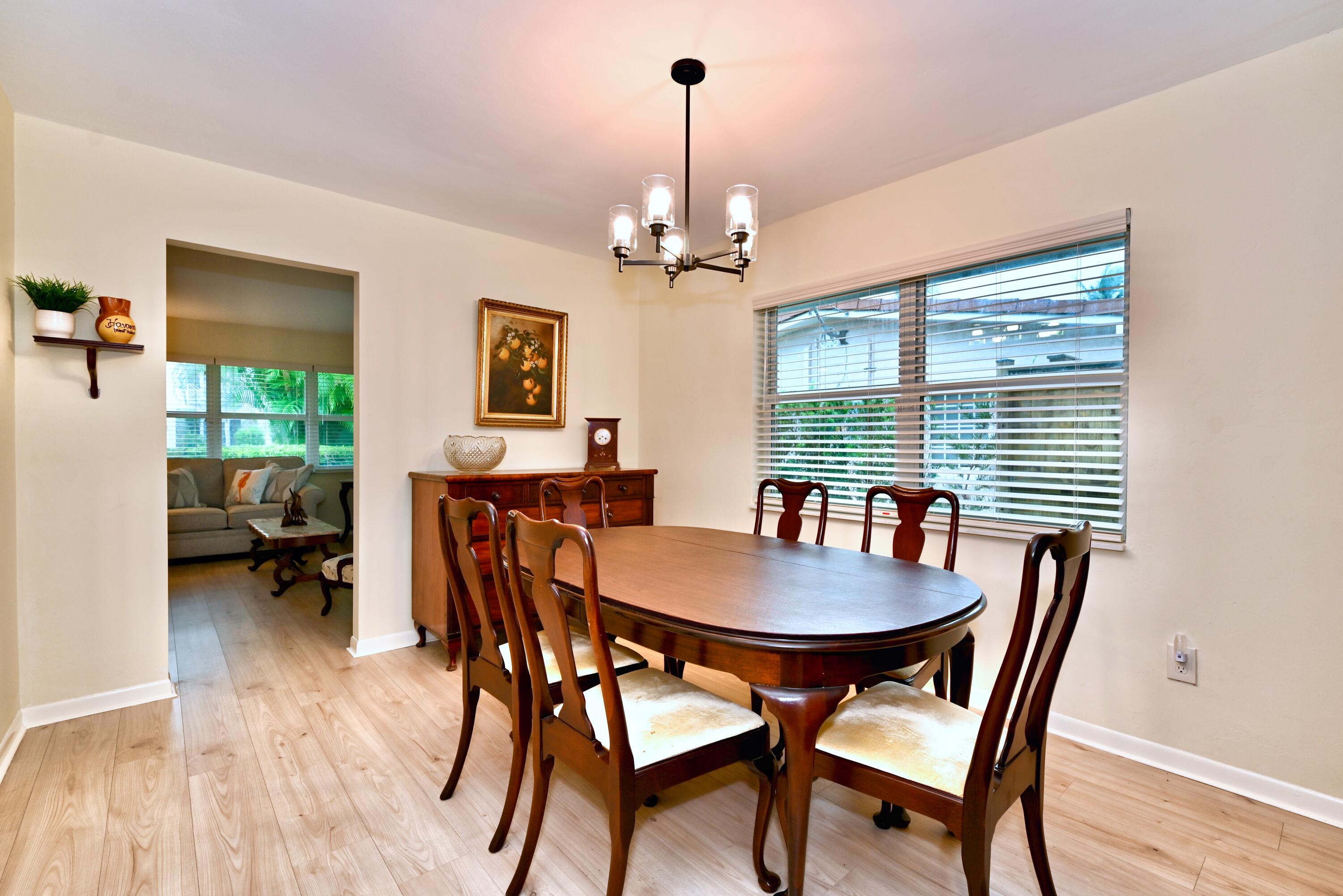 129 Alhambra, West Palm Beach FL 33405