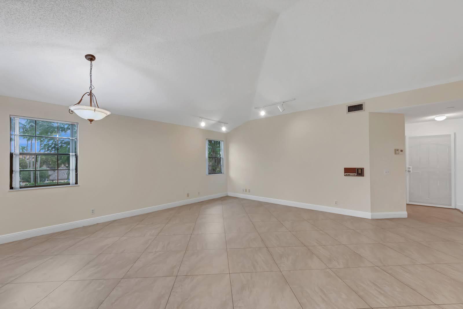 6698 Montego Bay #F, Boca Raton FL 33433