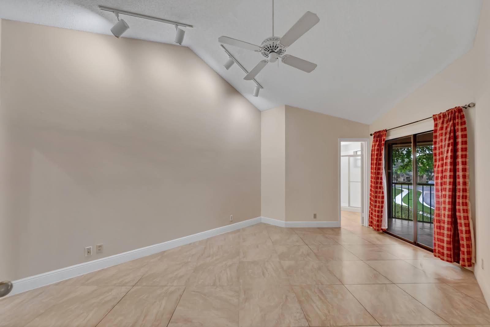 6698 Montego Bay #F, Boca Raton FL 33433