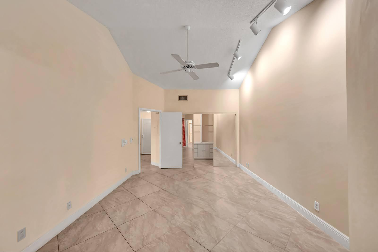 6698 Montego Bay #F, Boca Raton FL 33433