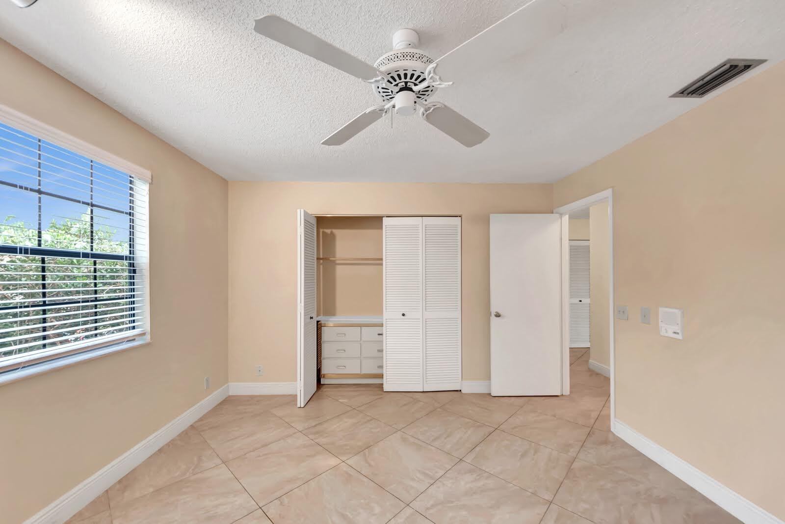 6698 Montego Bay #F, Boca Raton FL 33433