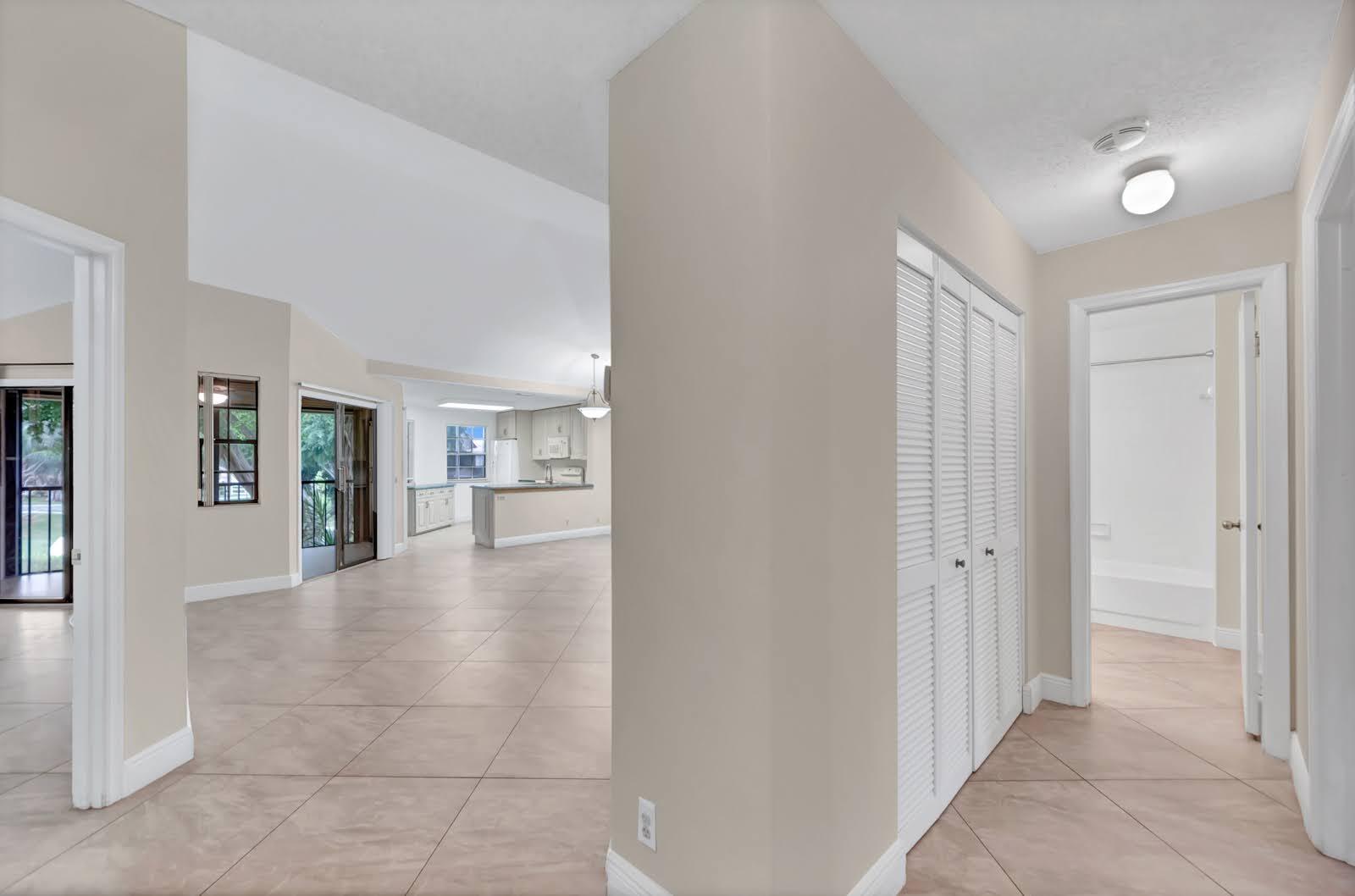 6698 Montego Bay #F, Boca Raton FL 33433