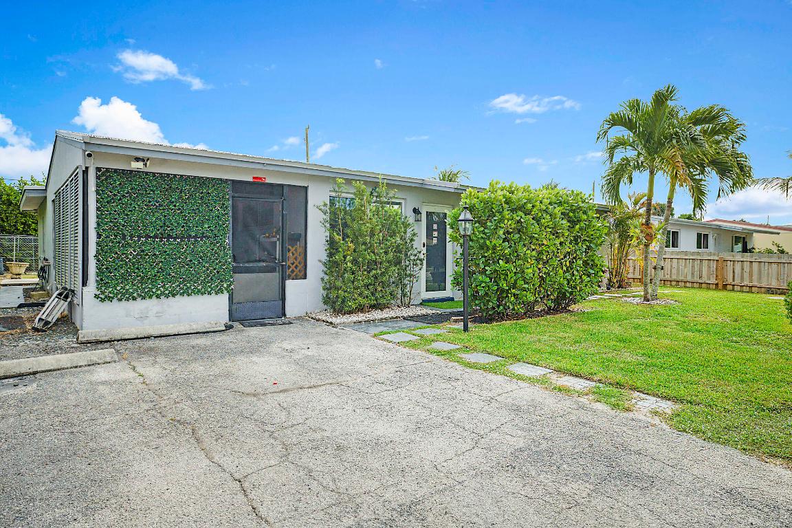 9278 Bloomfield, Palm Beach Gardens FL 33410
