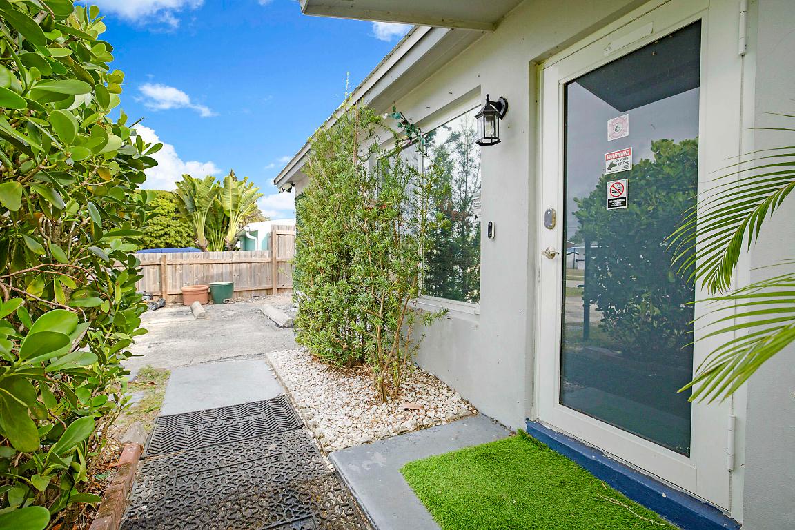 9278 Bloomfield, Palm Beach Gardens FL 33410