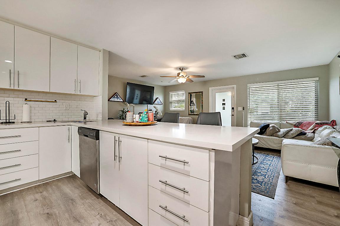 9278 Bloomfield, Palm Beach Gardens FL 33410