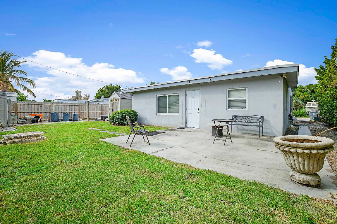 9278 Bloomfield, Palm Beach Gardens FL 33410