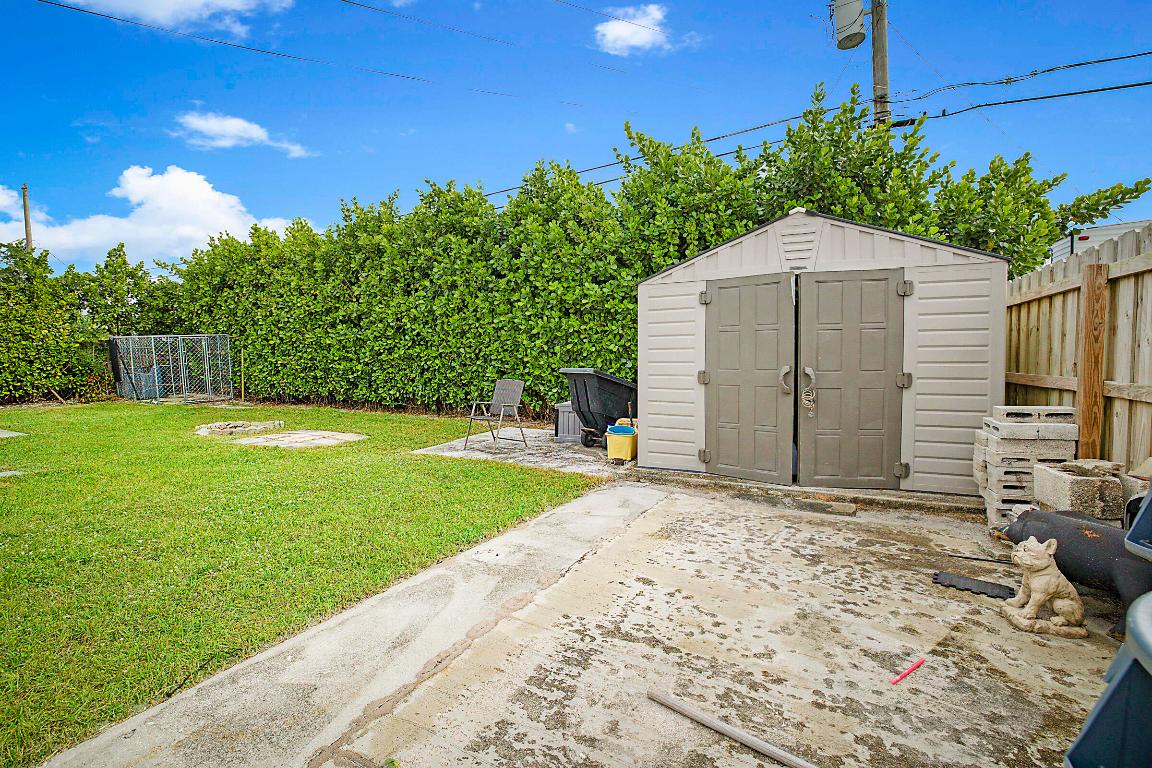 9278 Bloomfield, Palm Beach Gardens FL 33410