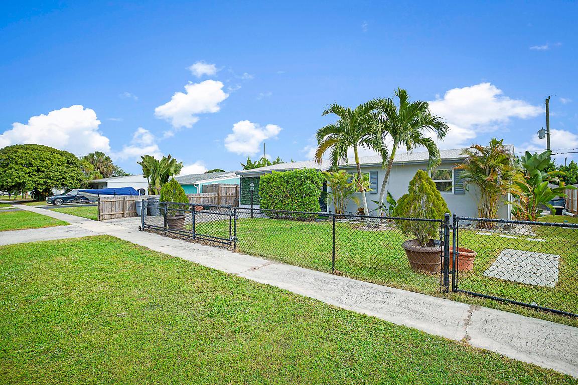 9278 Bloomfield, Palm Beach Gardens FL 33410