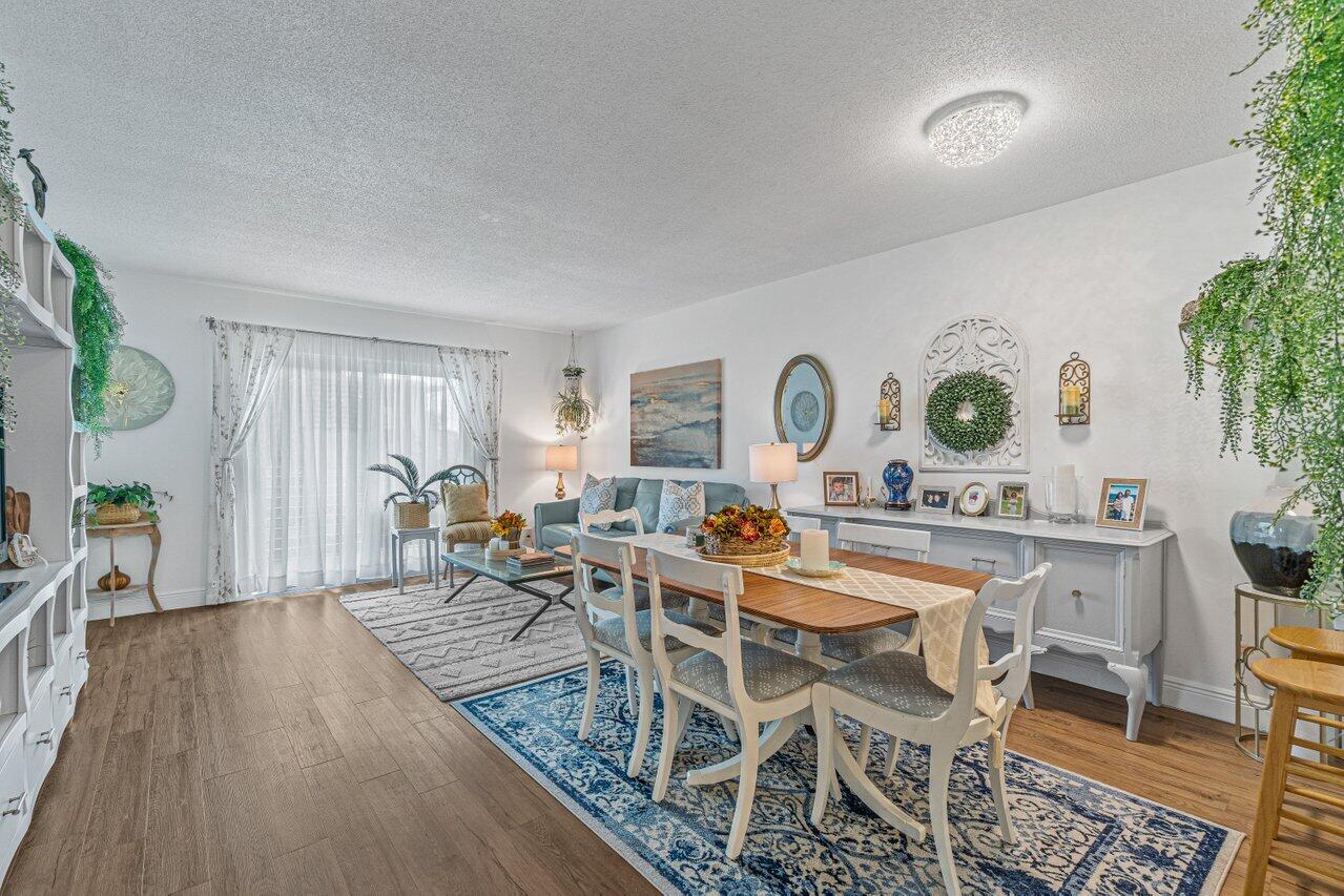 2855 S Garden #211, Lake Worth FL 33461