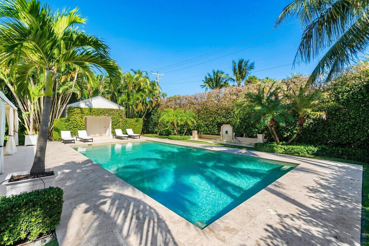 100 Regents Park, Palm Beach FL 33480
