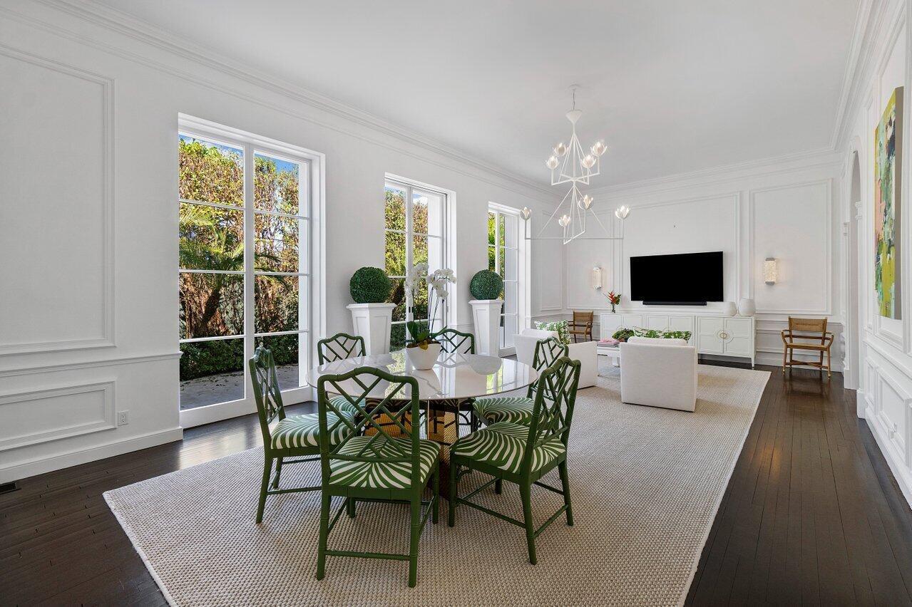100 Regents Park, Palm Beach FL 33480