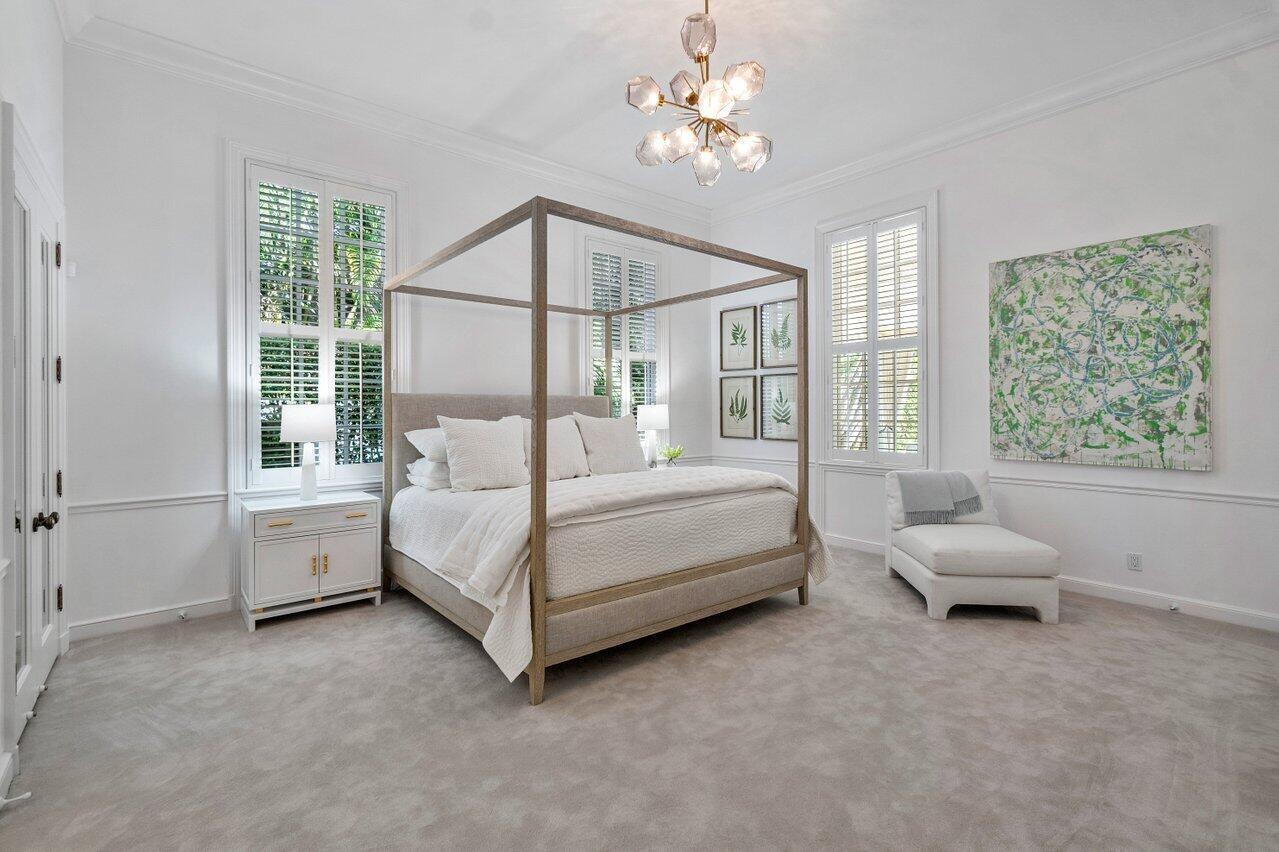 100 Regents Park, Palm Beach FL 33480