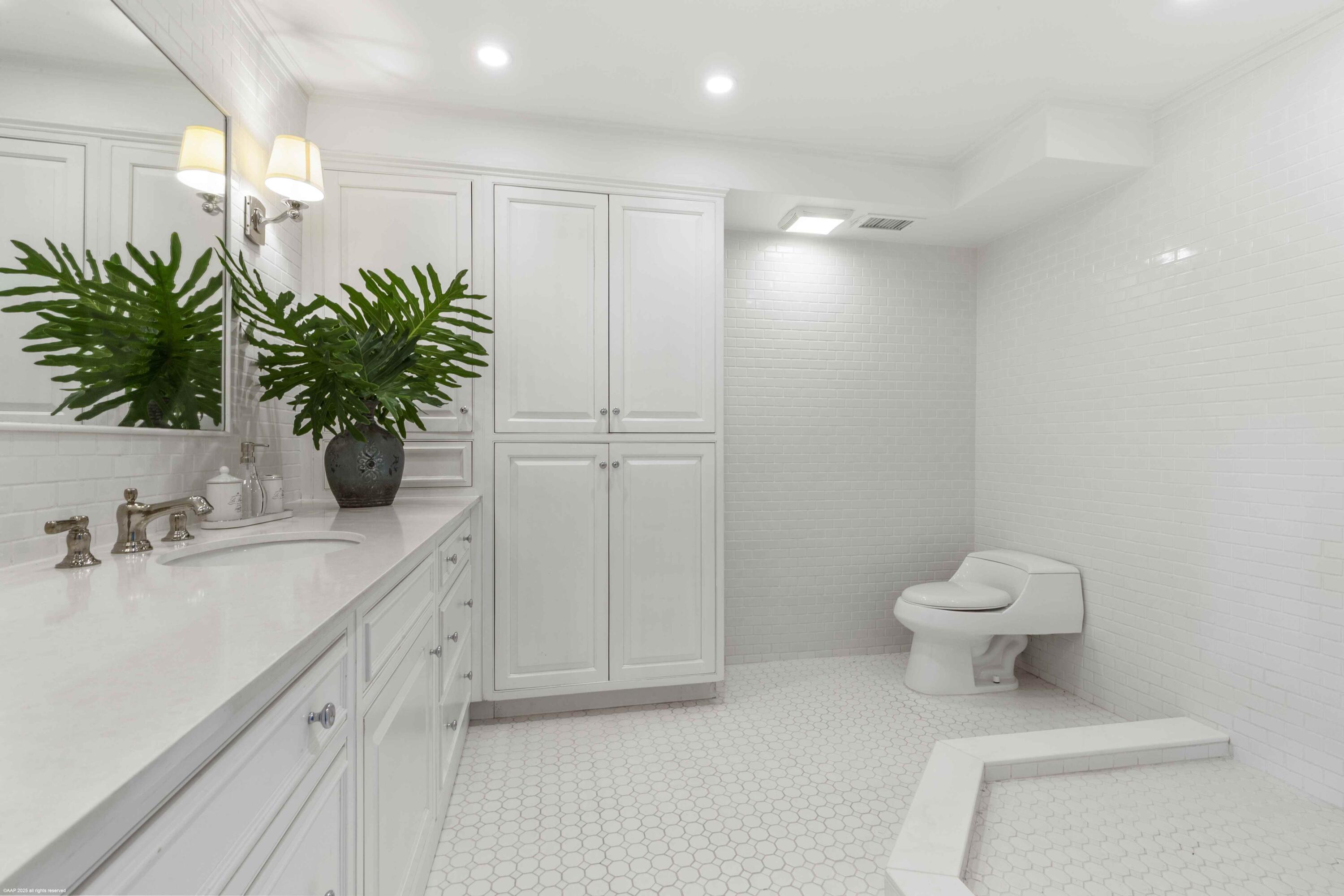 13329 Polo Club #105, Wellington FL 33414