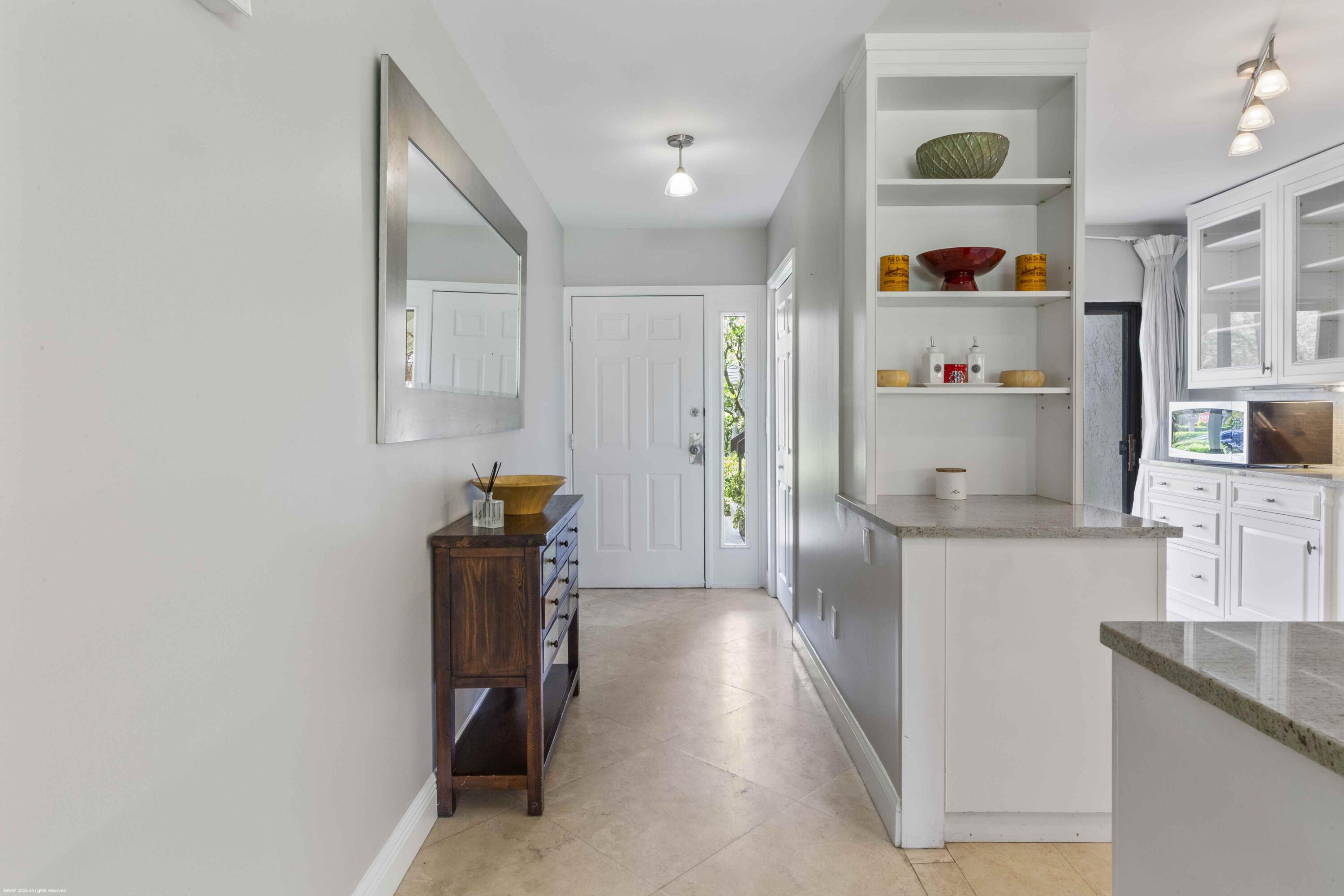 13329 Polo Club #105, Wellington FL 33414