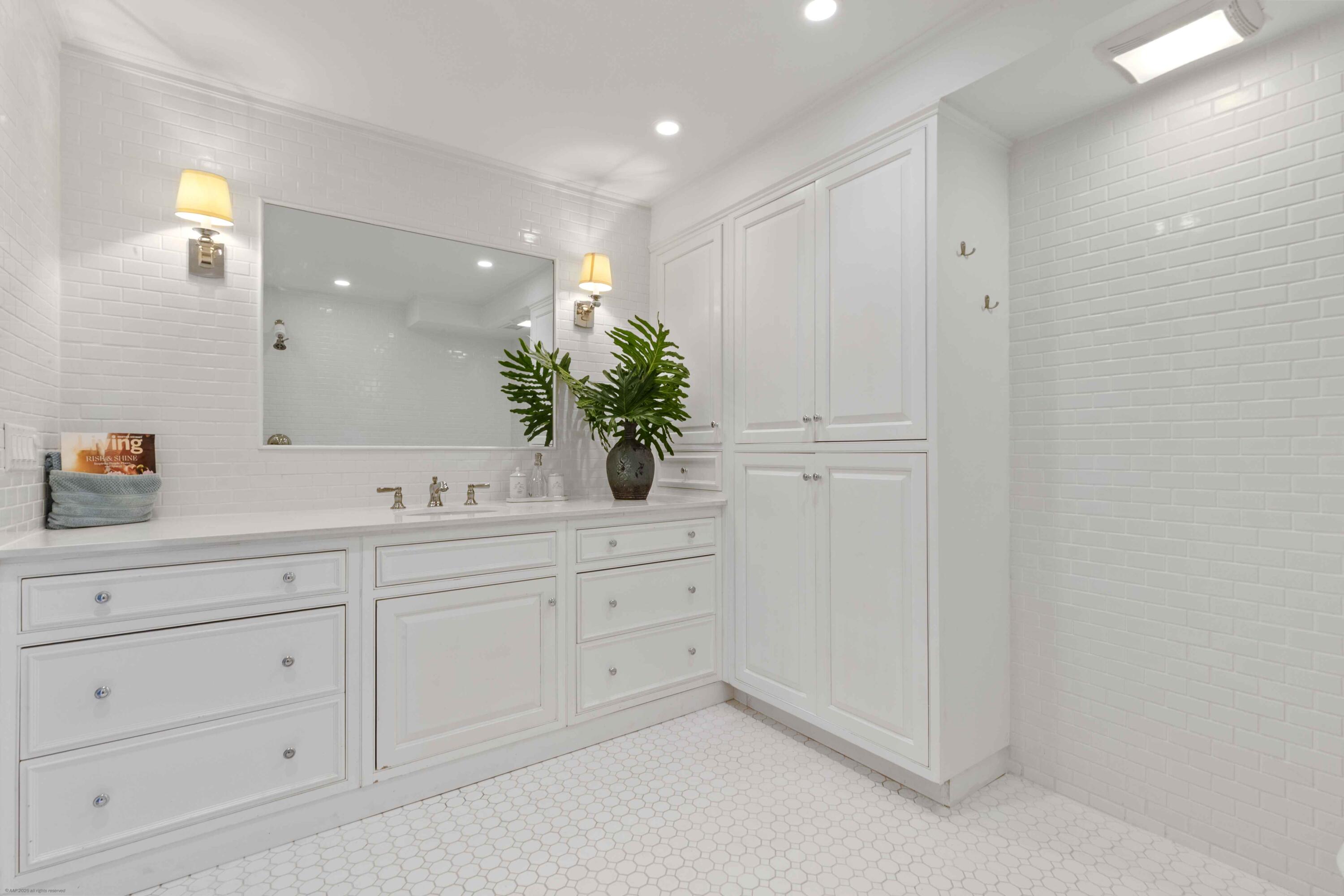 13329 Polo Club #105, Wellington FL 33414
