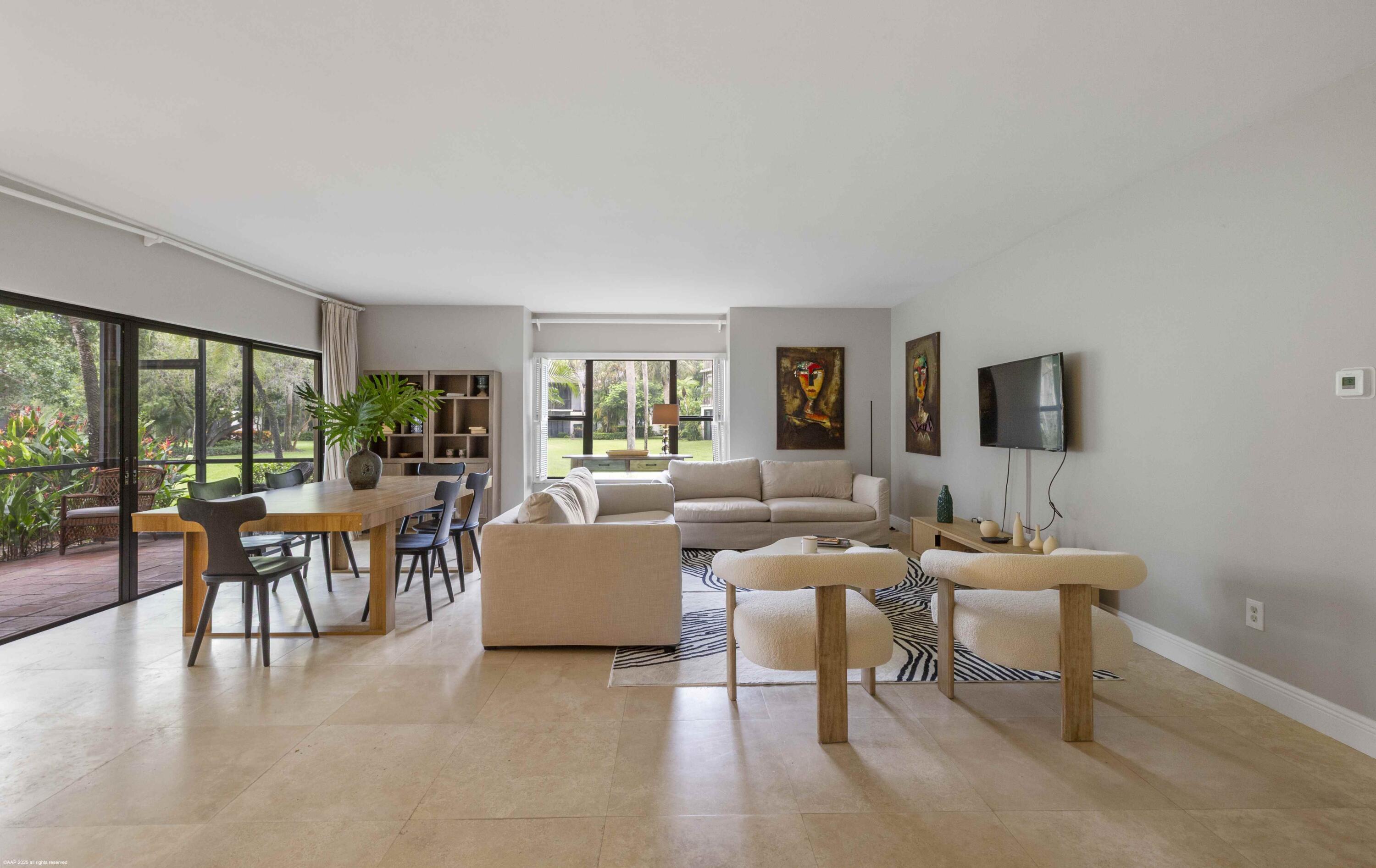 13329 Polo Club #105, Wellington FL 33414