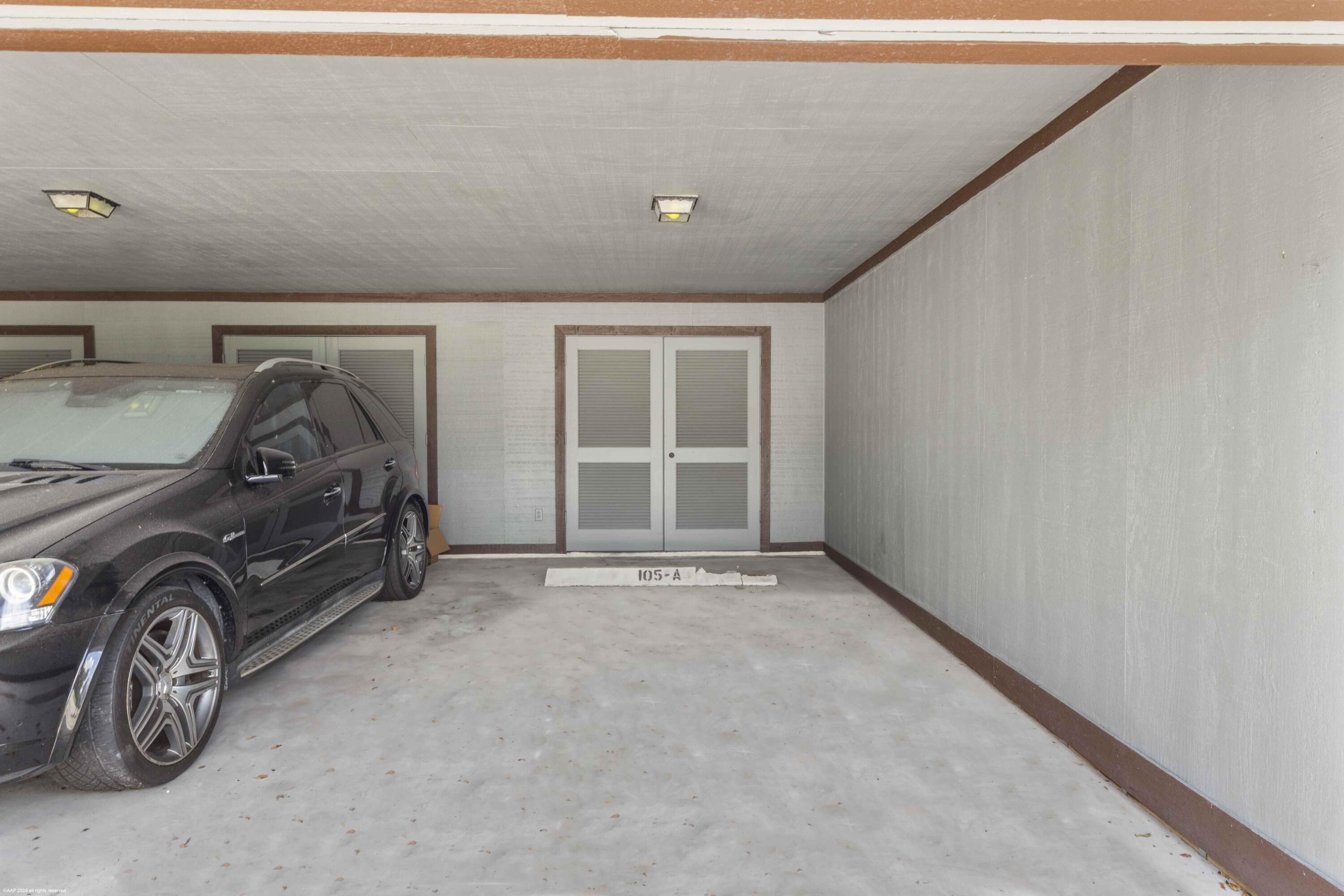 13329 Polo Club #105, Wellington FL 33414