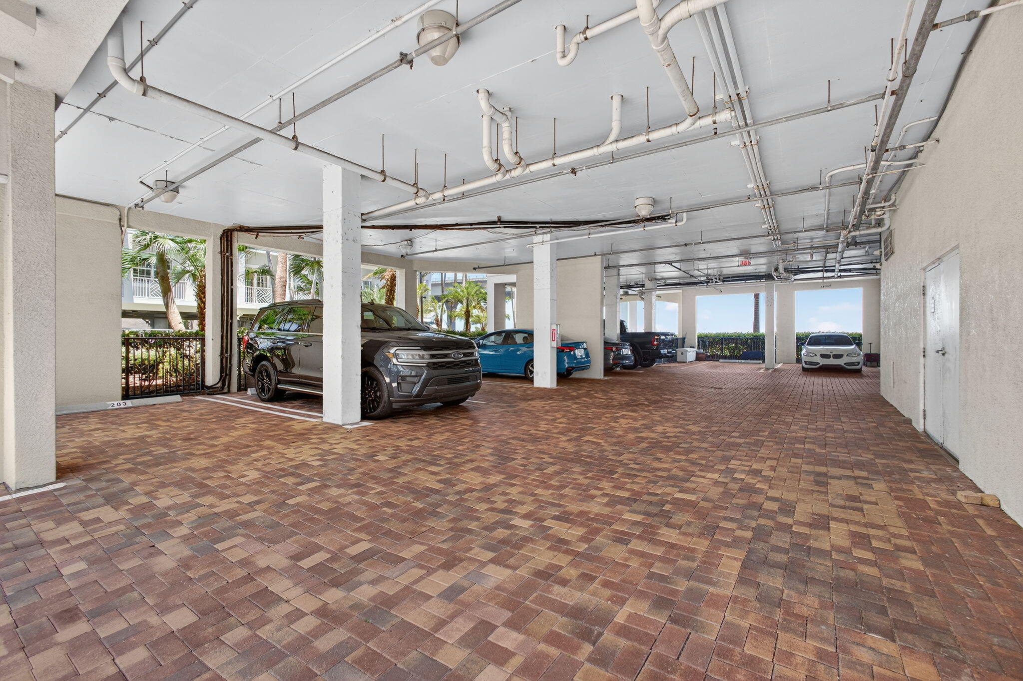 275 NW Flagler #204, Stuart FL 34994