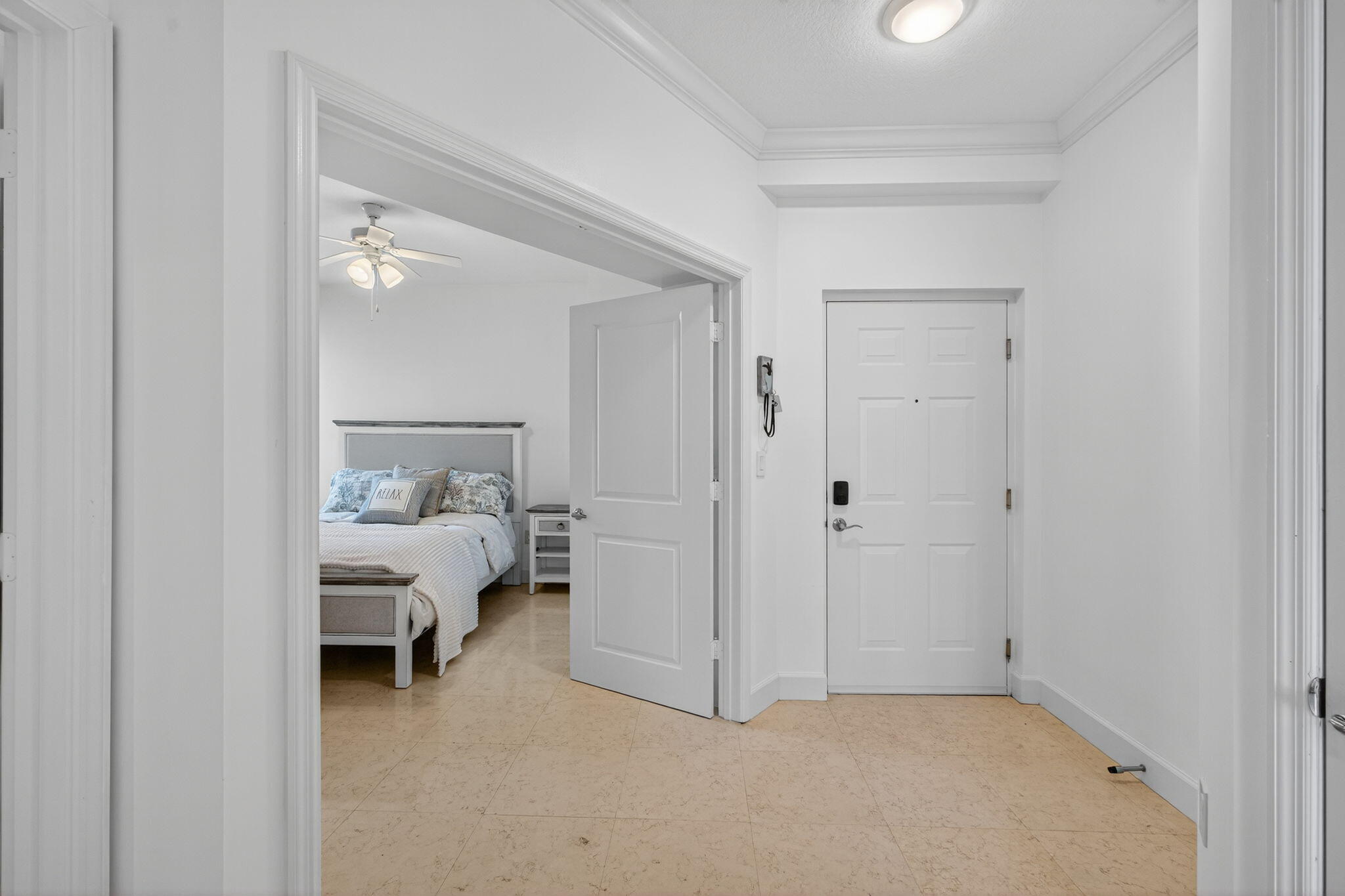 275 NW Flagler #204, Stuart FL 34994