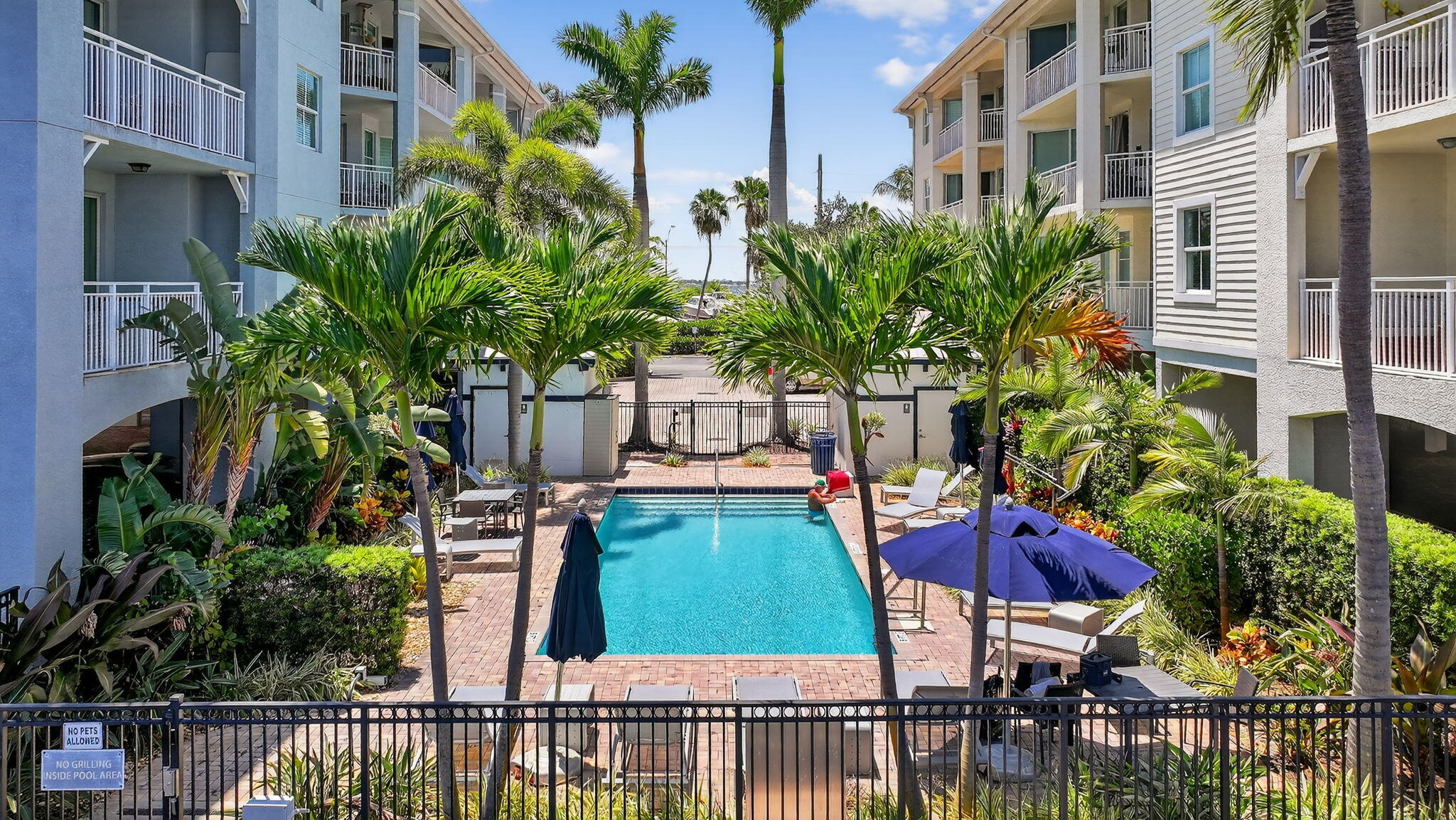 275 NW Flagler #204, Stuart FL 34994
