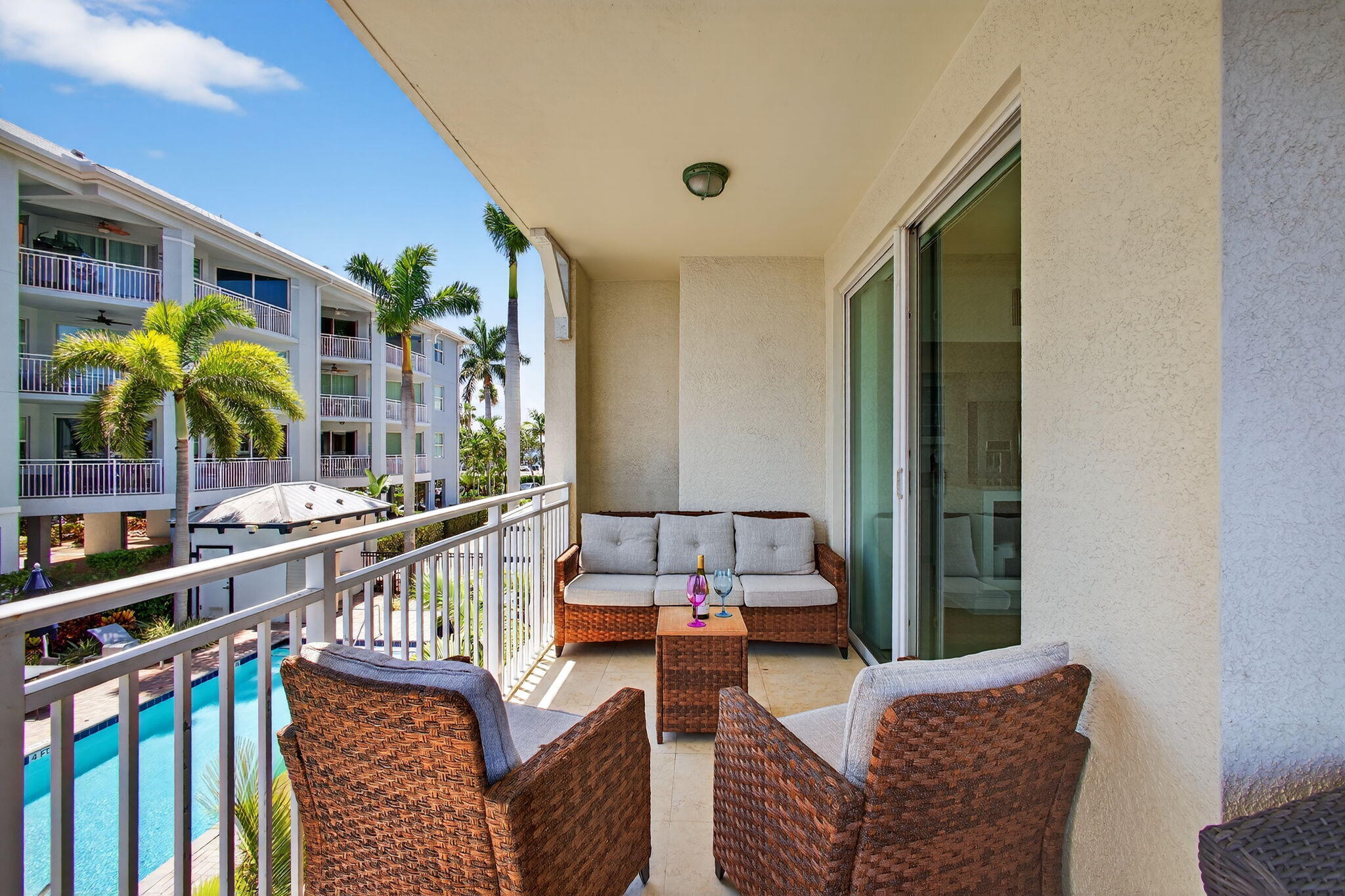 275 NW Flagler #204, Stuart FL 34994