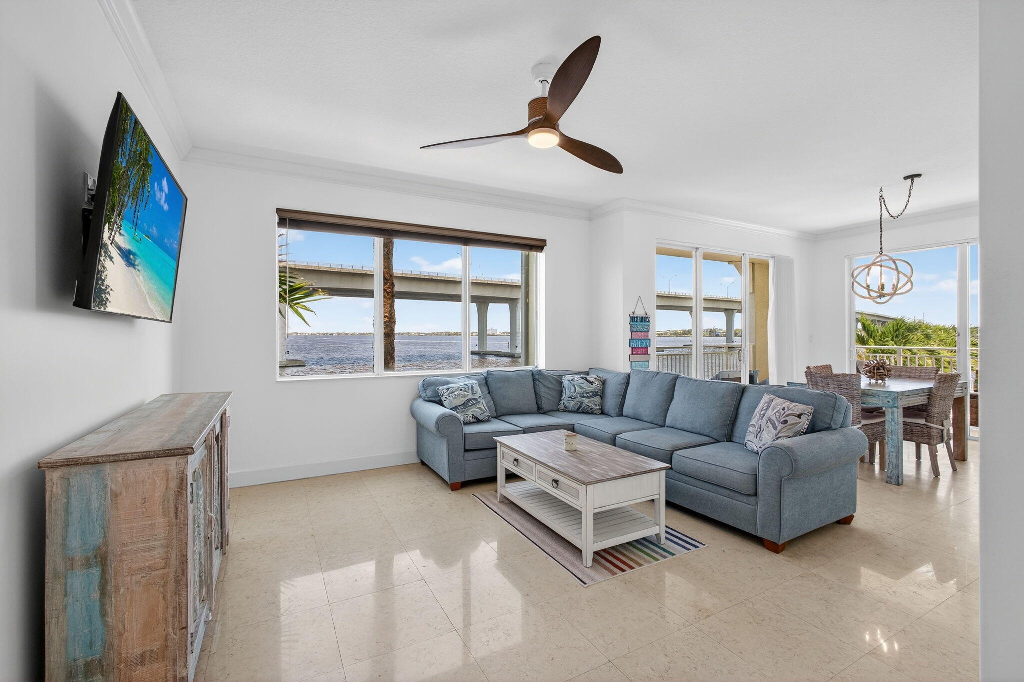 275 NW Flagler #204, Stuart FL 34994