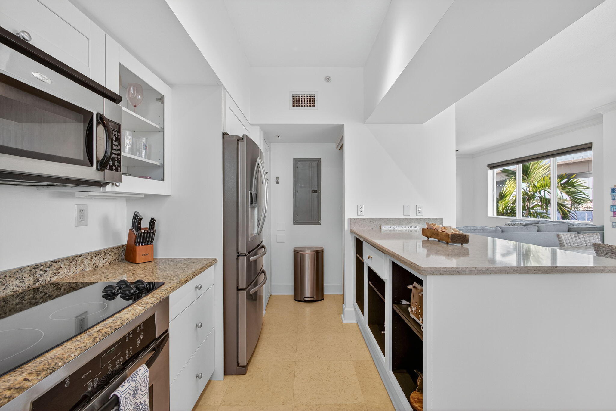 275 NW Flagler #204, Stuart FL 34994