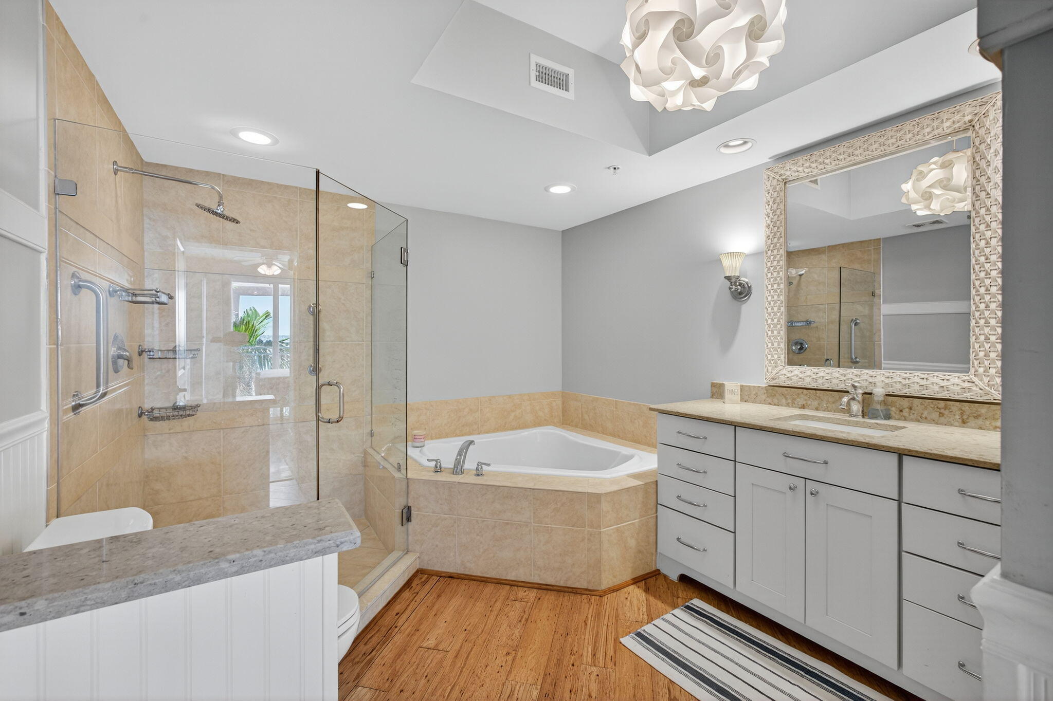275 NW Flagler #204, Stuart FL 34994