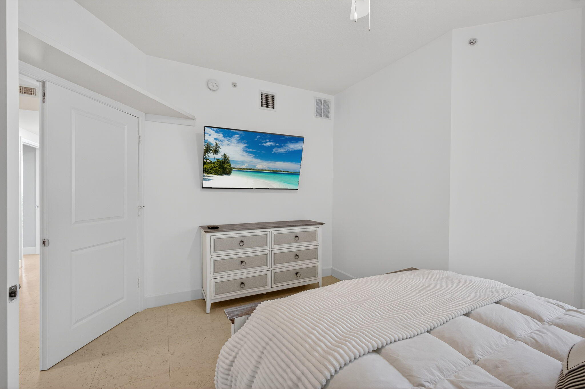 275 NW Flagler #204, Stuart FL 34994