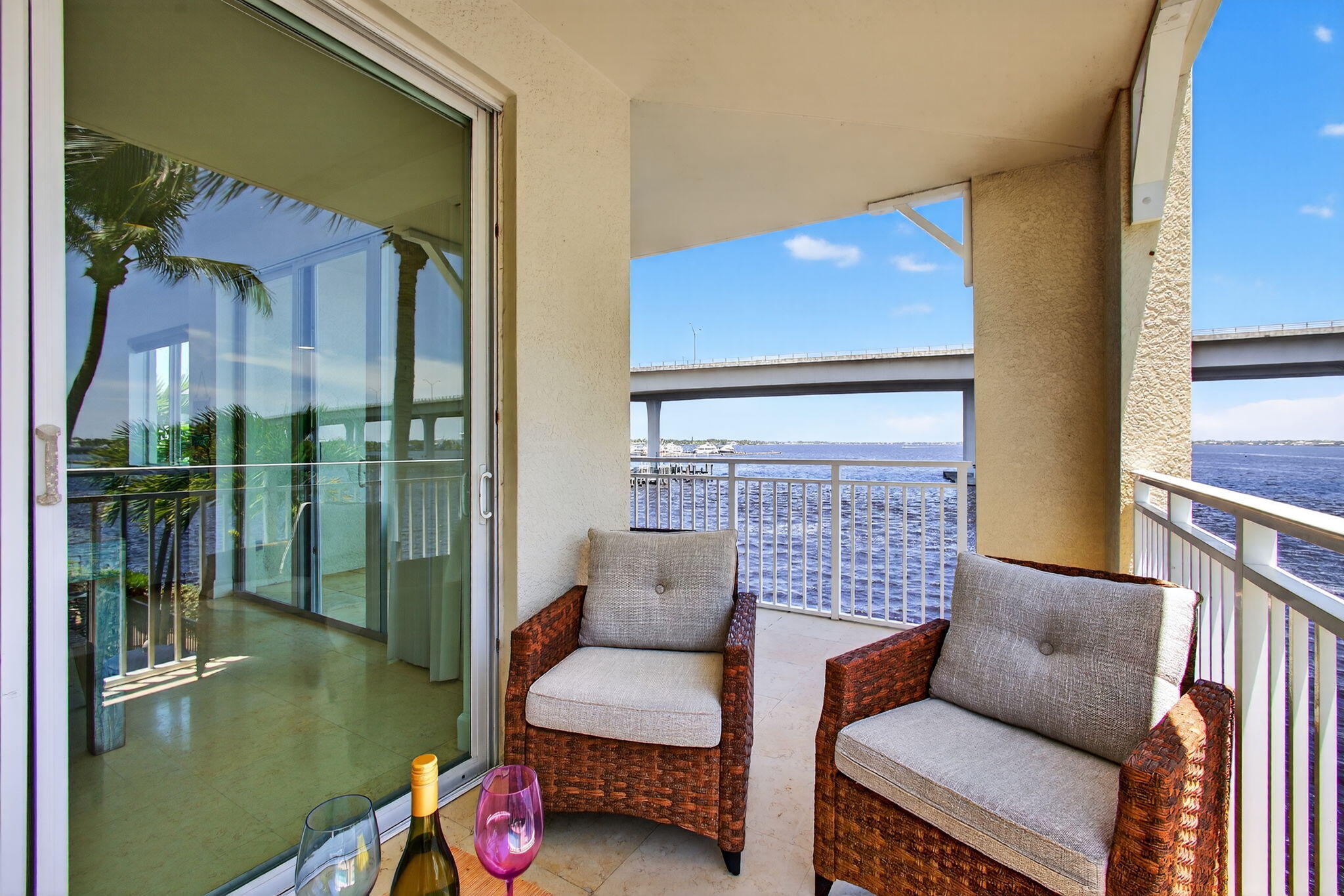 275 NW Flagler #204, Stuart FL 34994
