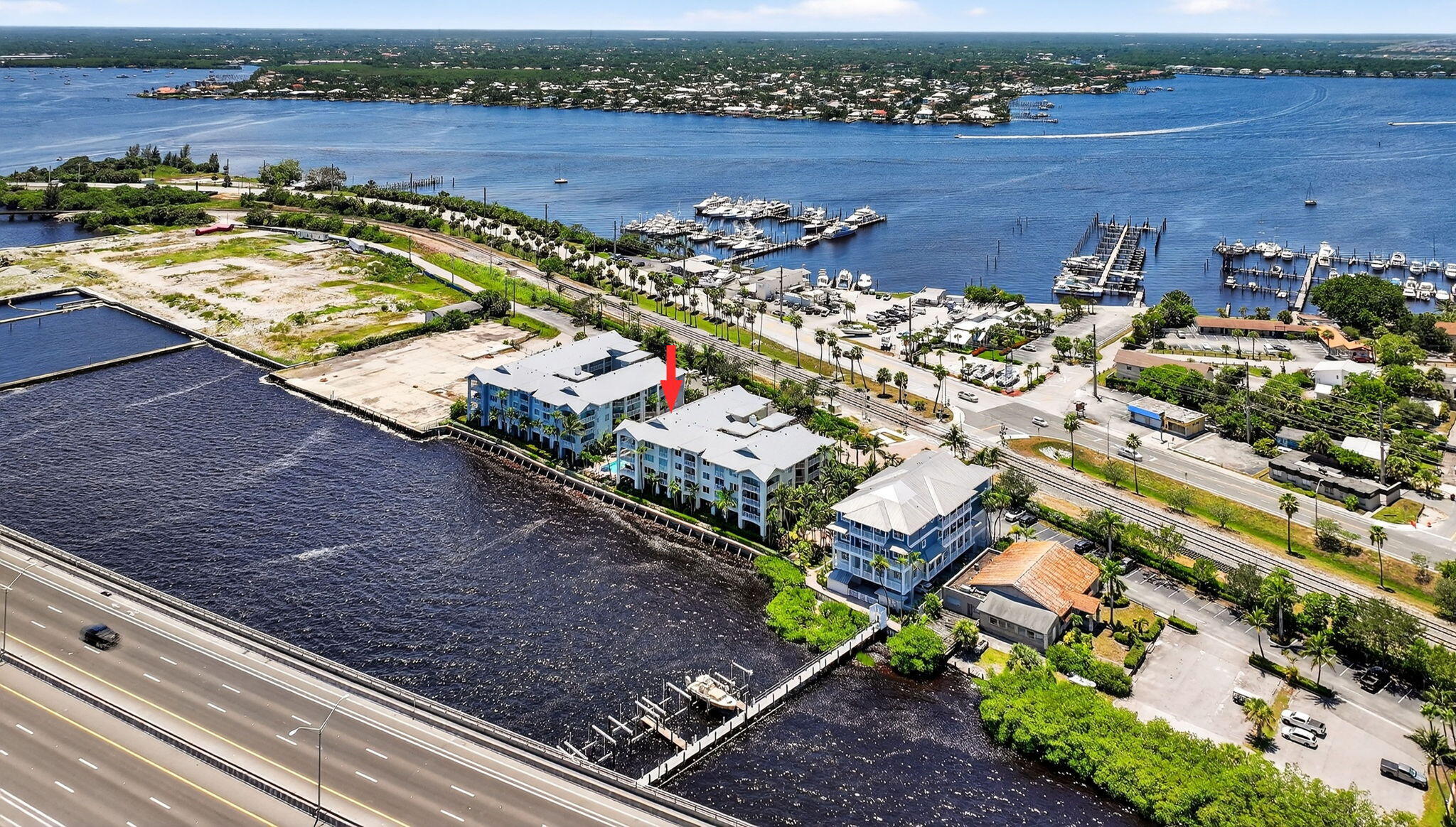 275 NW Flagler #204, Stuart FL 34994