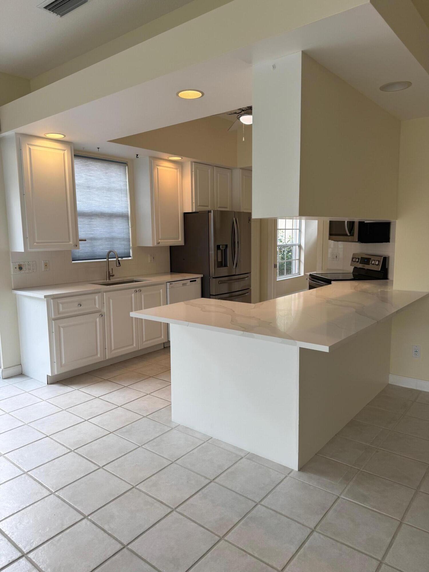 2541 Kittbuck, West Palm Beach FL 33411
