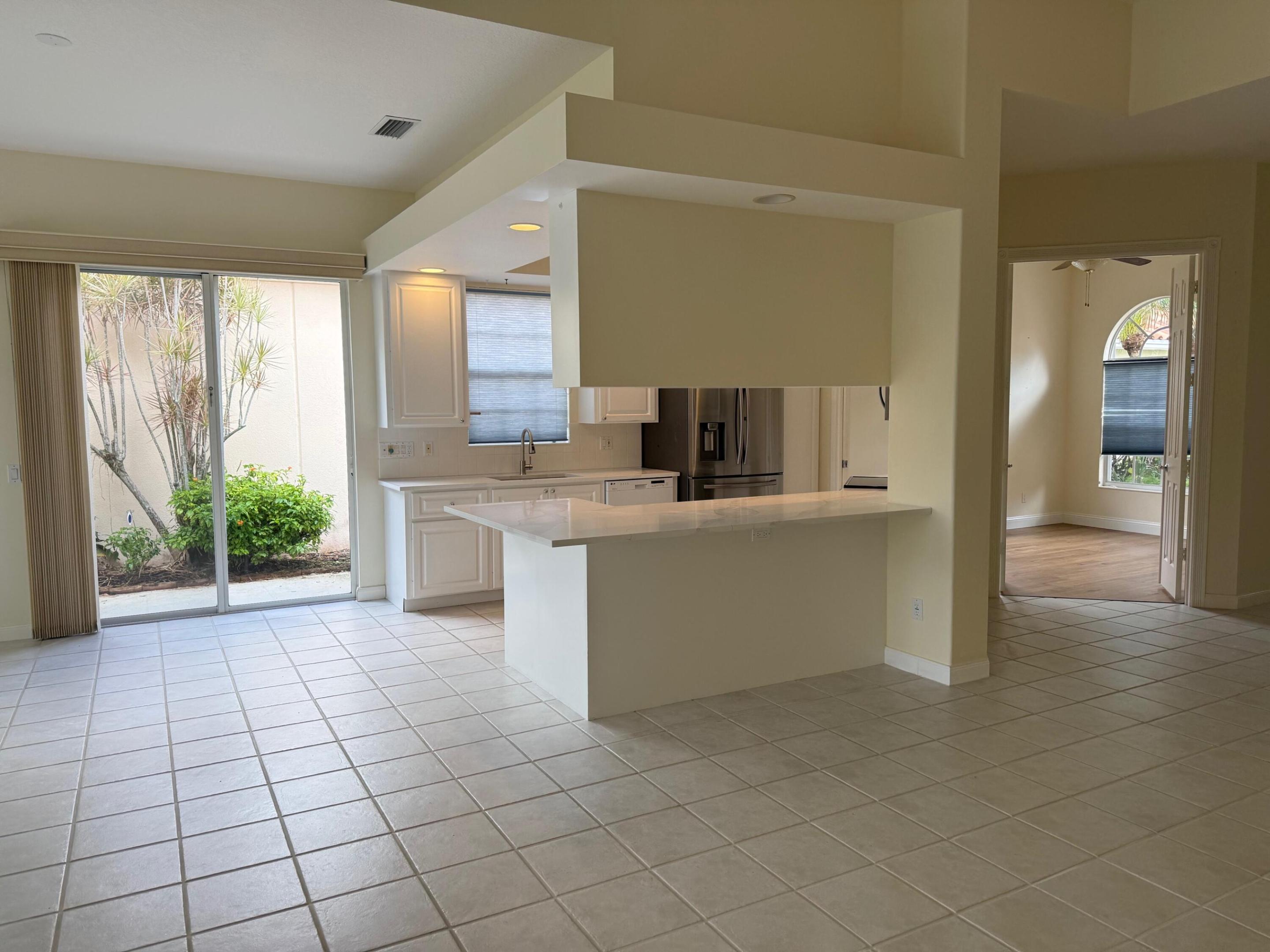 2541 Kittbuck, West Palm Beach FL 33411