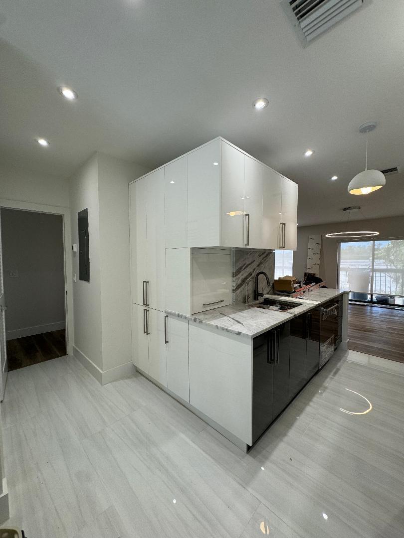11311 Pond View #C203, Wellington FL 33414
